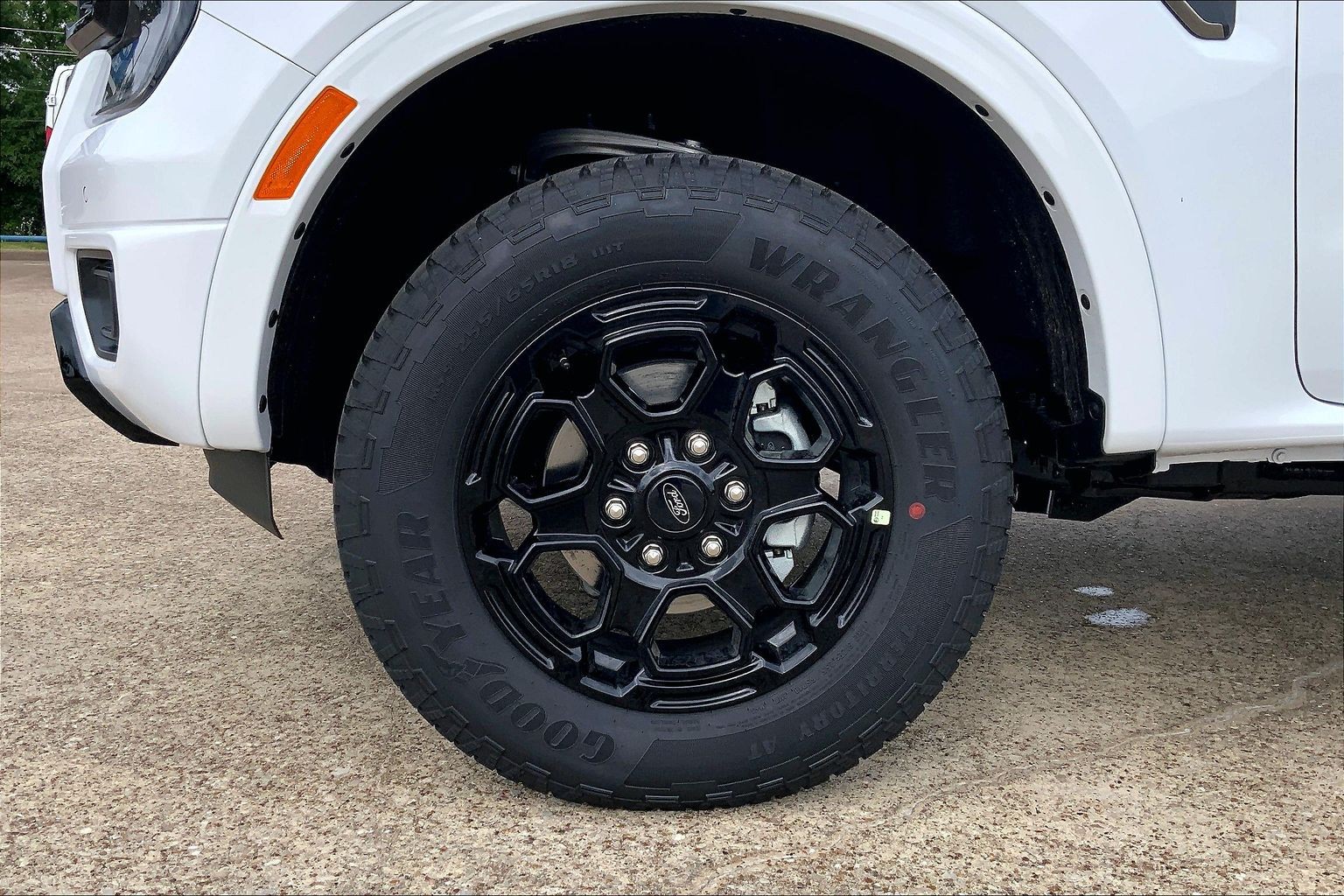2026 Ford Ranger LARIAT Oxford White at Lufkin Ford