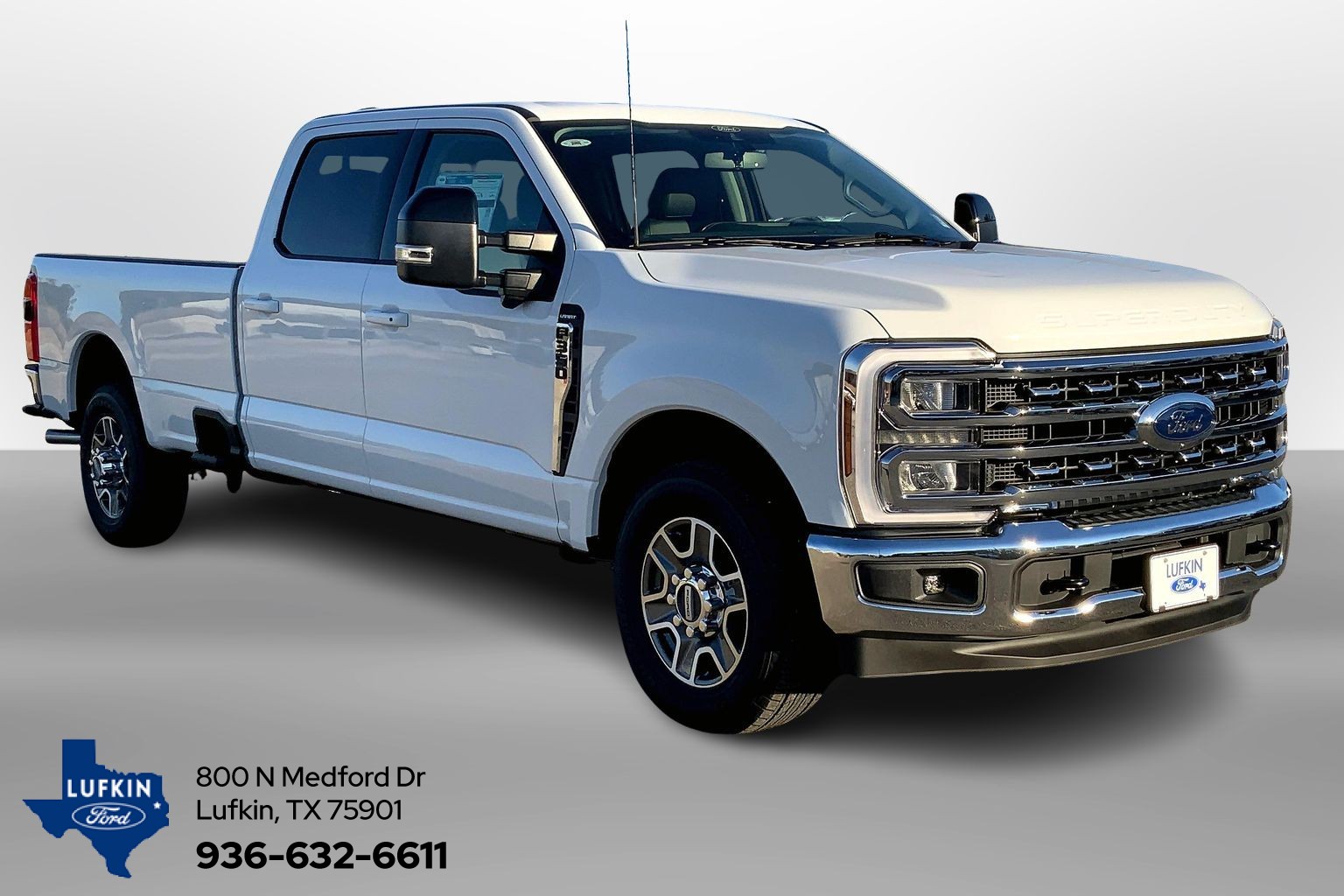 2026 Ford Super Duty F-350 SRW LARIAT Oxford White at Lufkin Ford