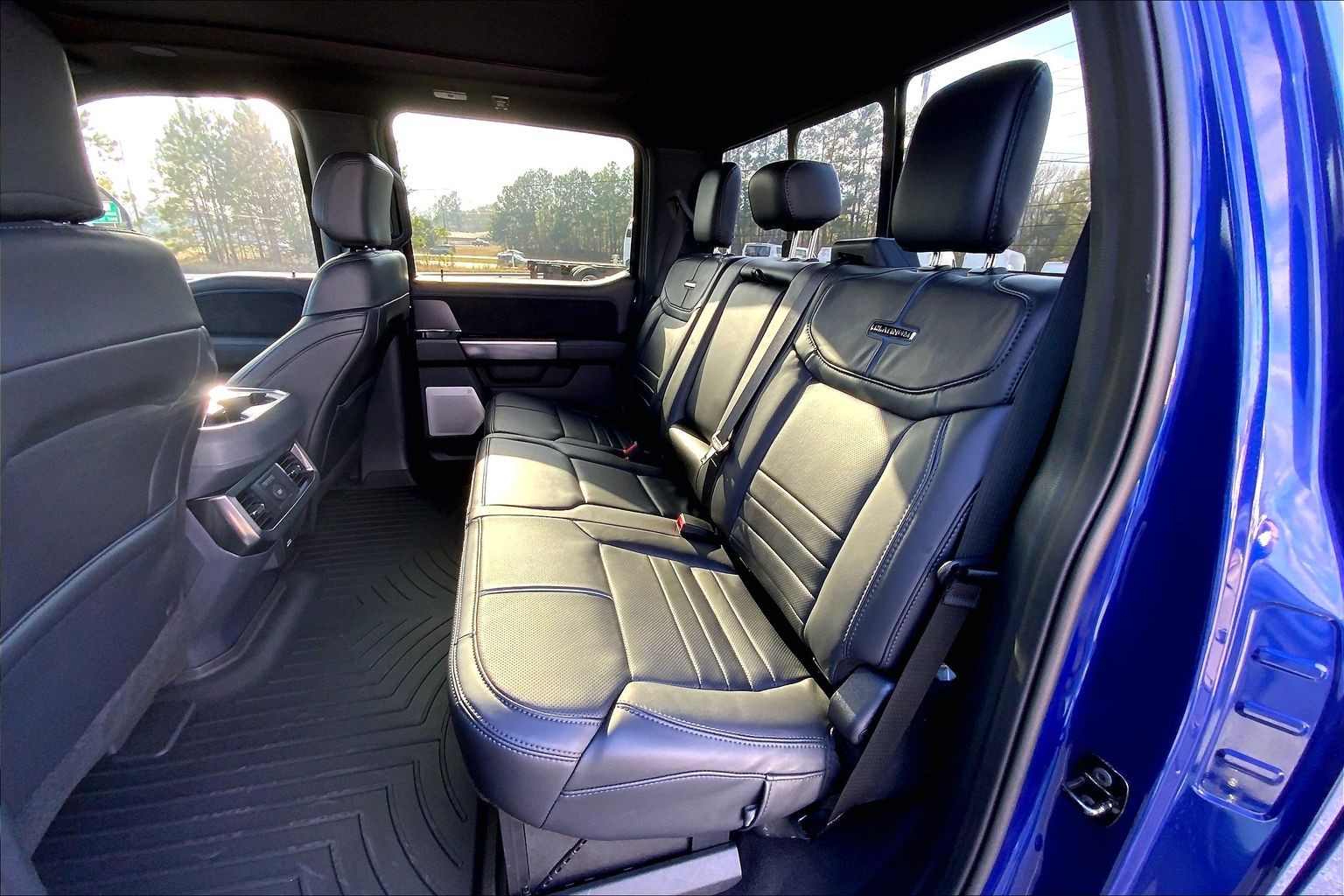2026 Ford Super Duty F-250 SRW Platinum - 9