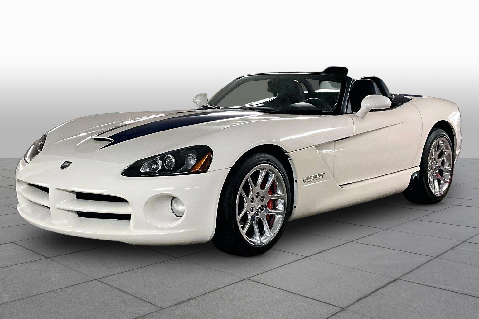 2005 Dodge Viper