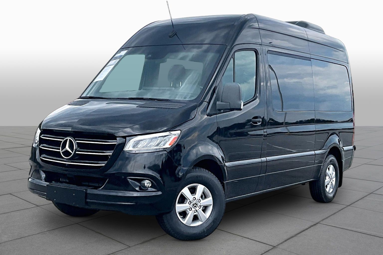 2022 Mercedes-Benz Sprinter Passenger Van