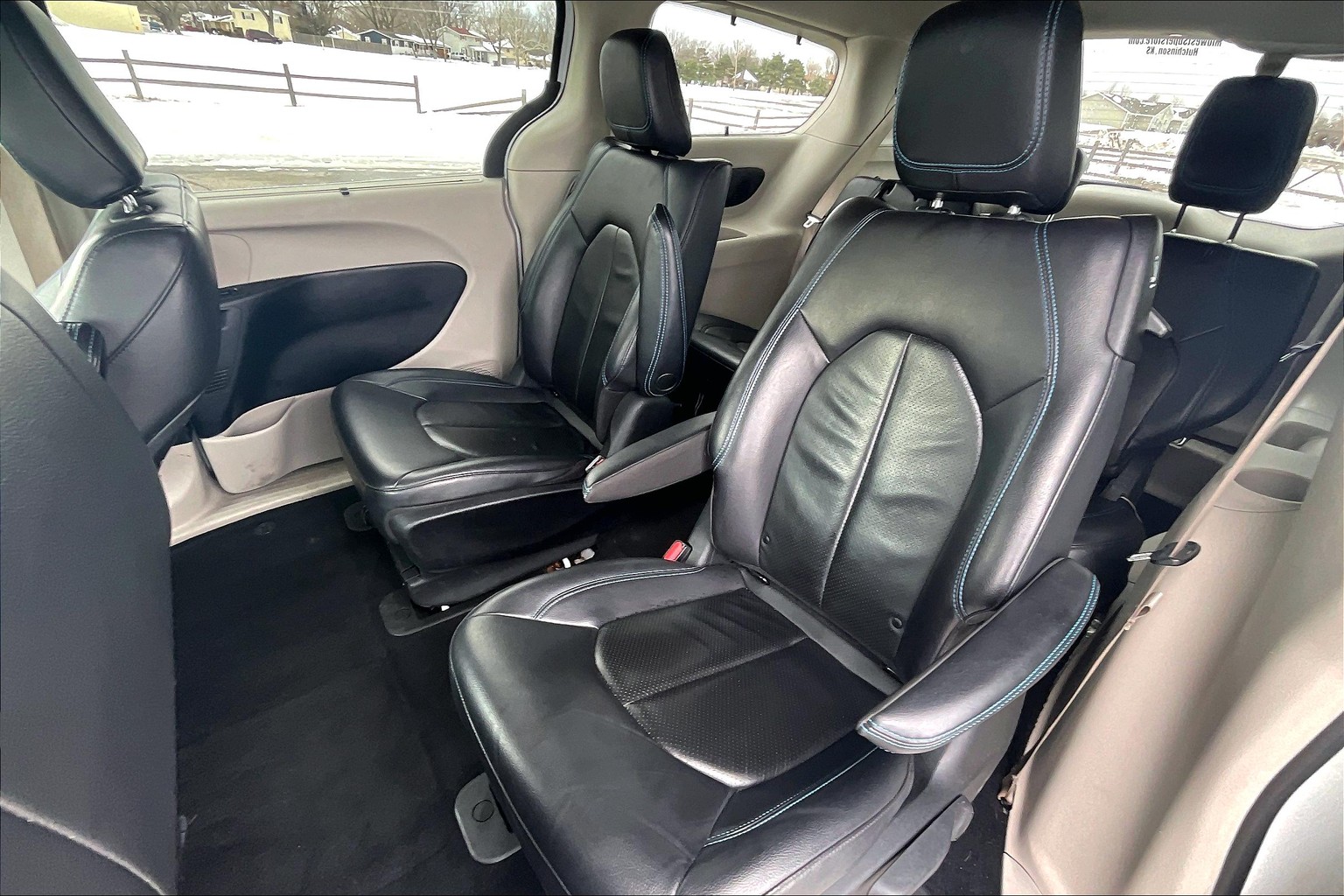 2023 Chrysler Pacifica Plug-in Hybrid Prices, Reviews, and Pictures |  Edmunds