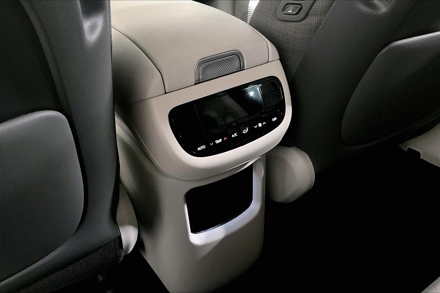 2026 Hyundai IONIQ 9 SE - Photo 21