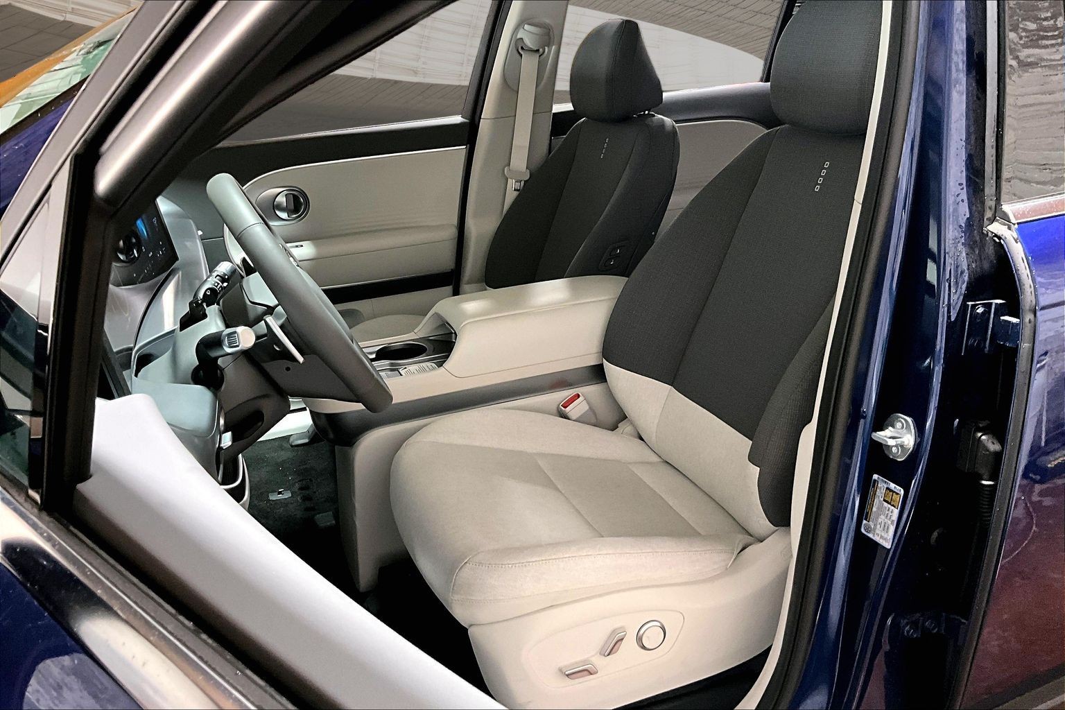 2026 Hyundai IONIQ 9 SE - Photo 28