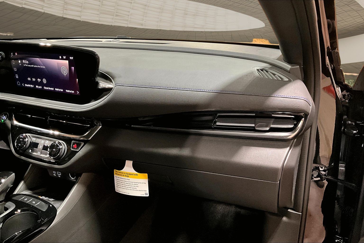 2026 Buick Envista Sport Touring - Photo 33
