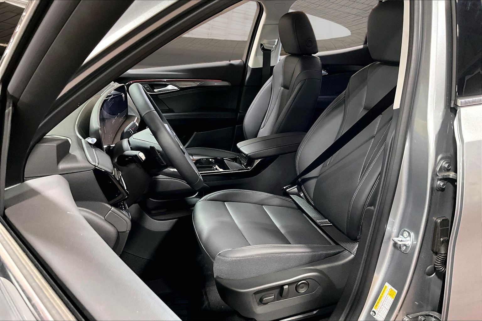 2026 Buick Envision Preferred - Photo 30