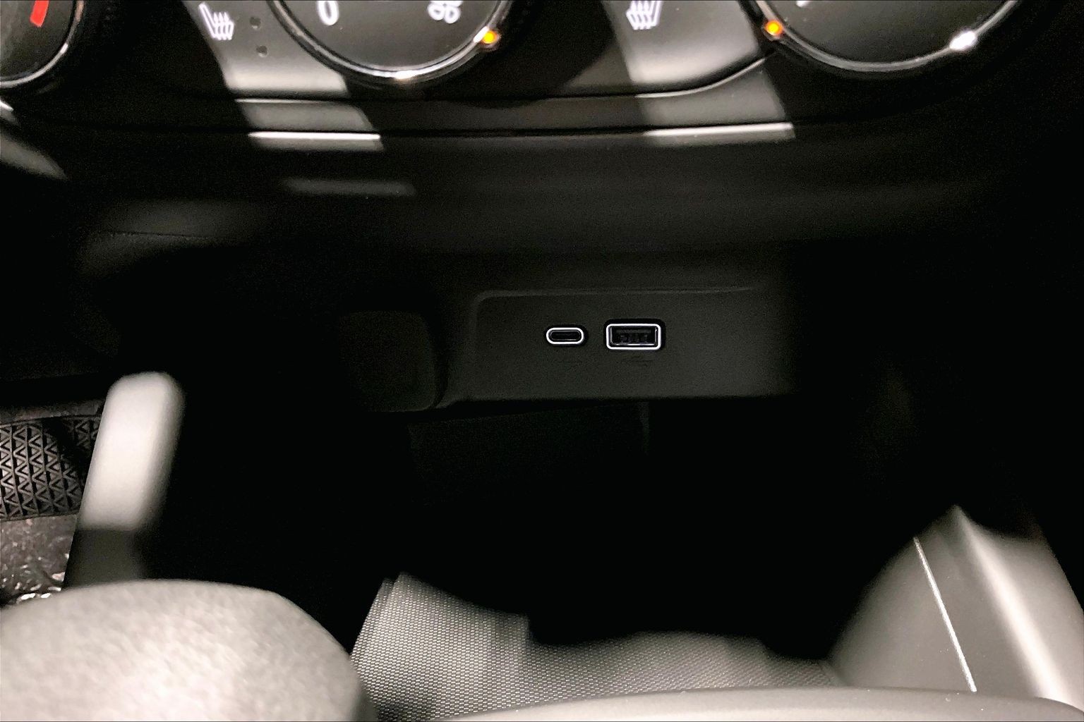 2026 Chevrolet Trax RS - Photo 28