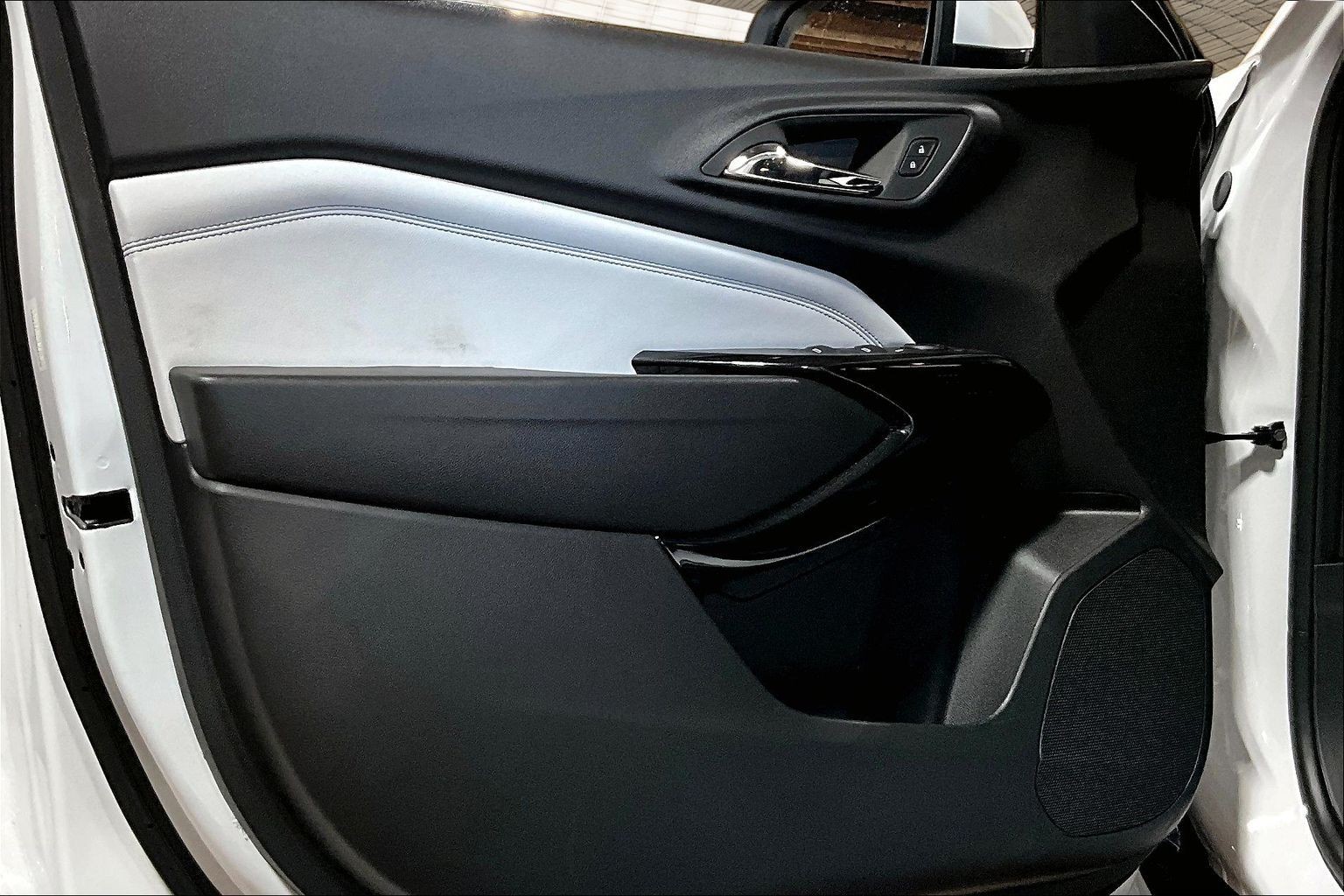 2026 Chevrolet Trax LT - Photo 9