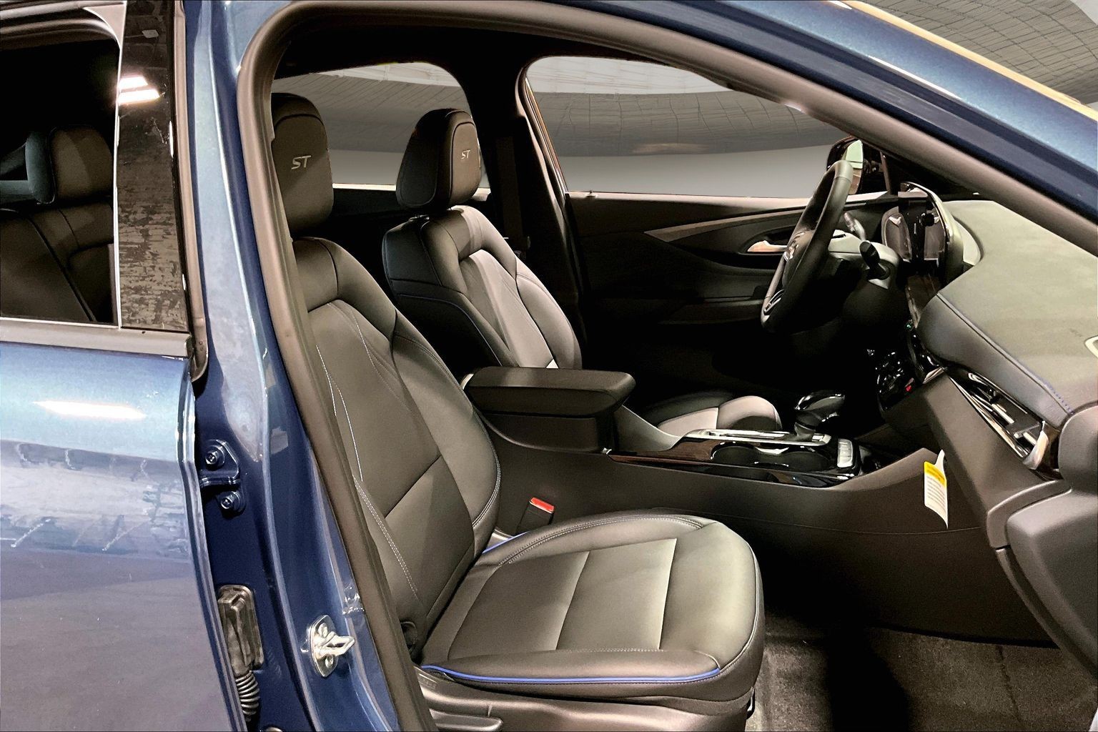 2026 Buick Envista Sport Touring - Photo 12