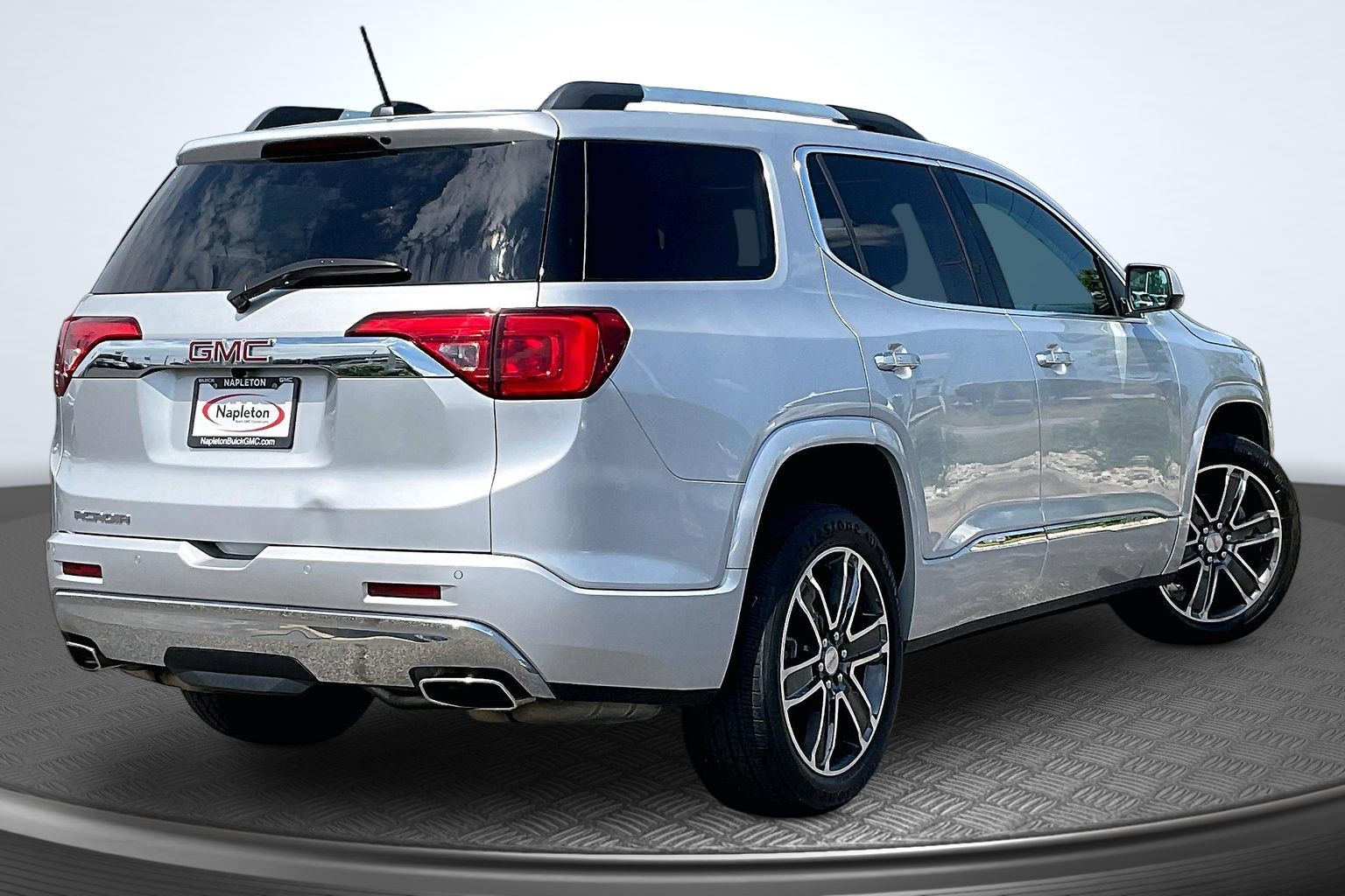Used 2017 GMC Acadia Denali with VIN 1GKKNPLS4HZ270537 for sale in Crystal Lake, IL