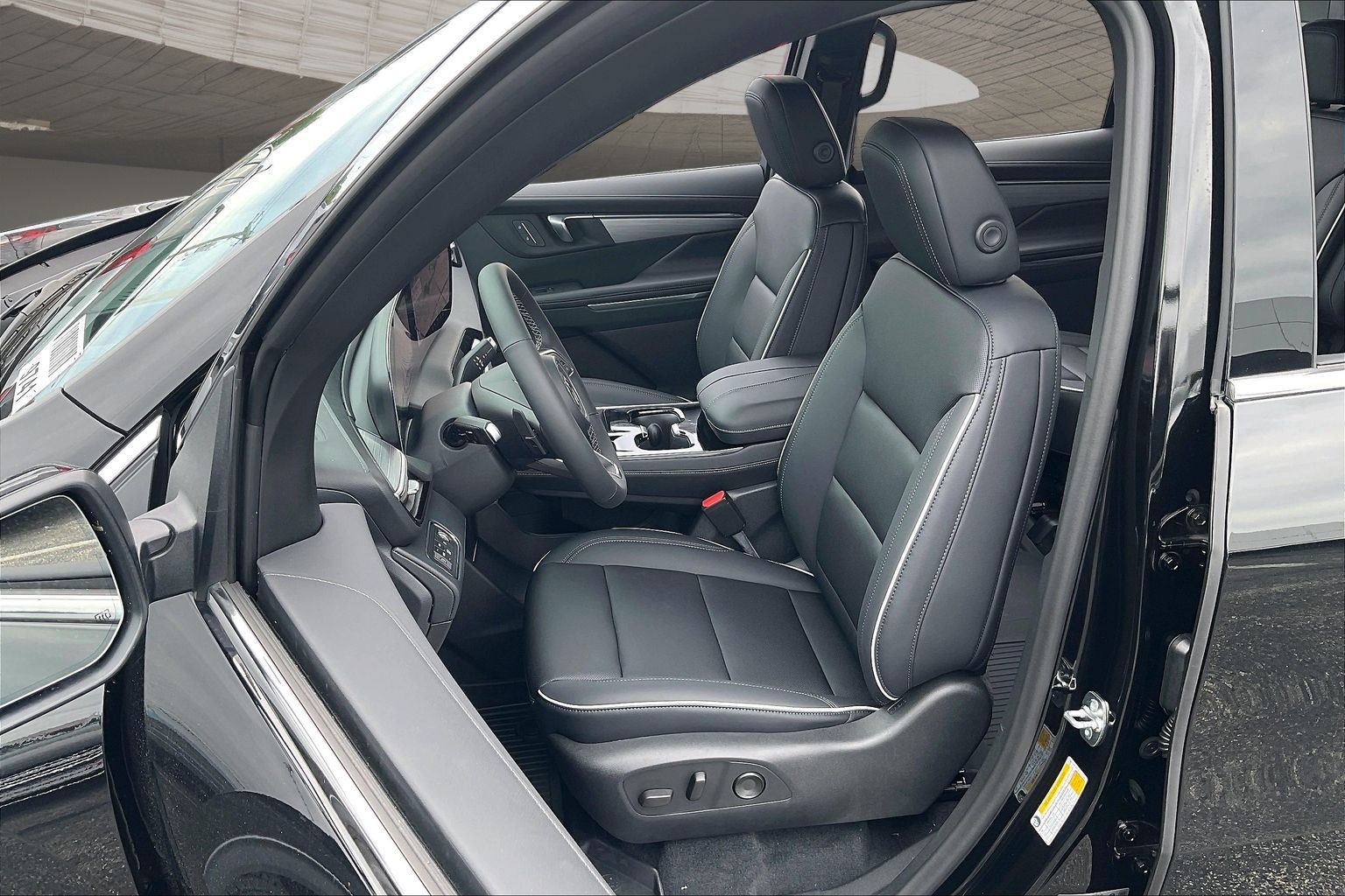 2027 Buick Enclave Preferred - Photo 31