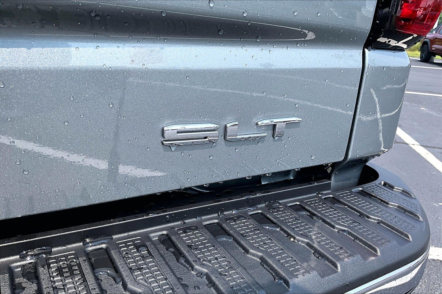 2026 GMC Sierra 1500 SLT - Photo 9