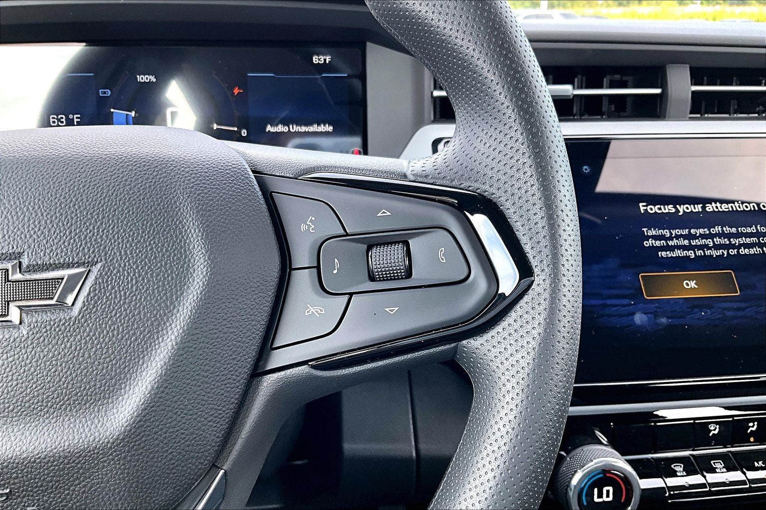 2027 Chevrolet Bolt LT - Photo 24