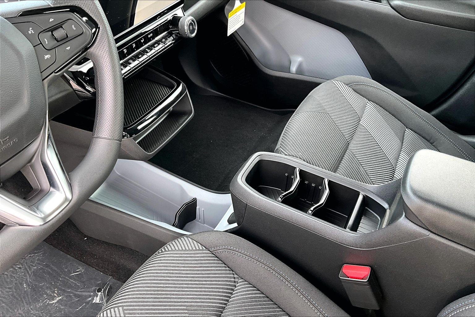 2027 Chevrolet Bolt LT - Photo 27