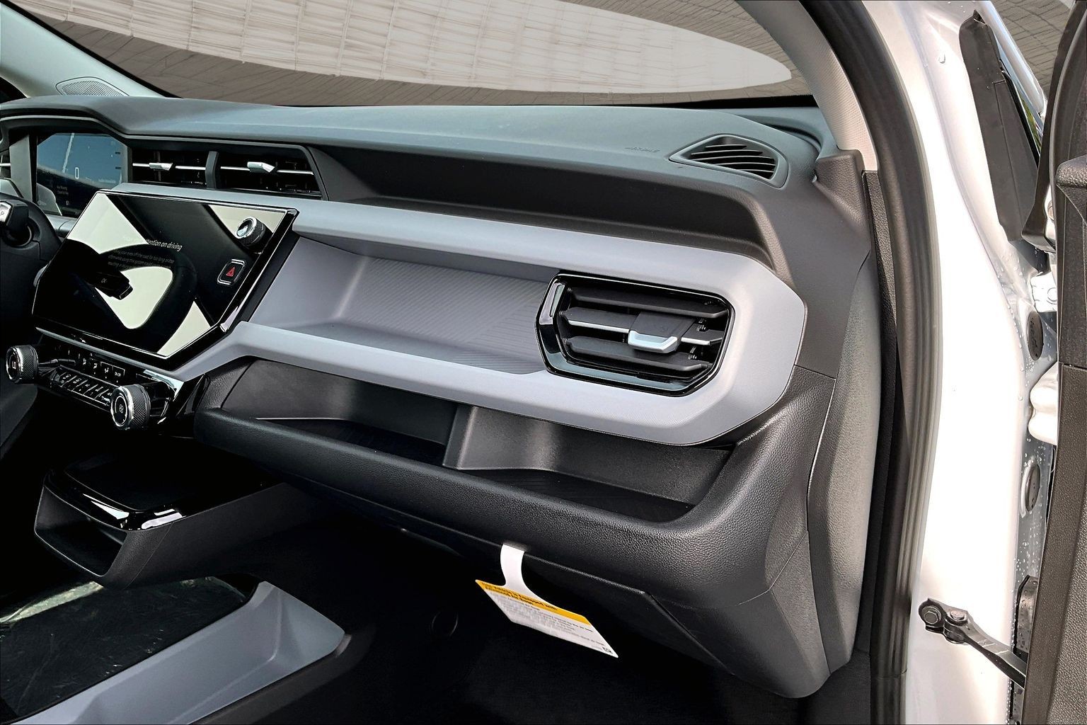 2027 Chevrolet Bolt LT - Photo 31