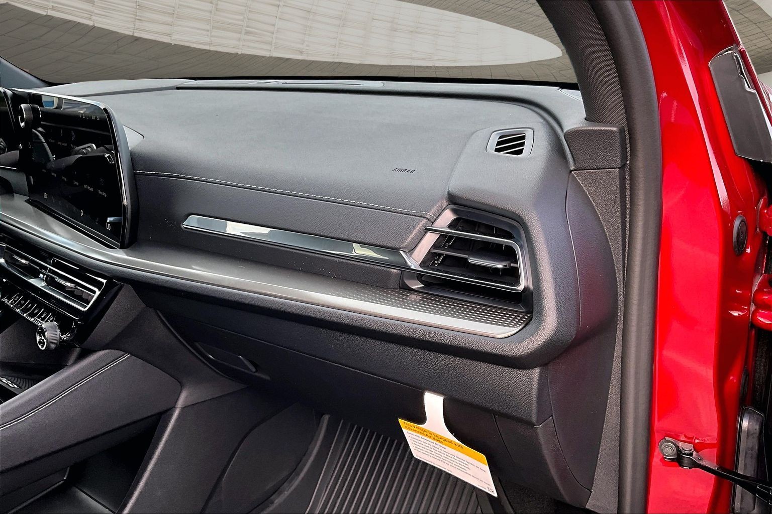 2027 Chevrolet Traverse LT - Photo 34