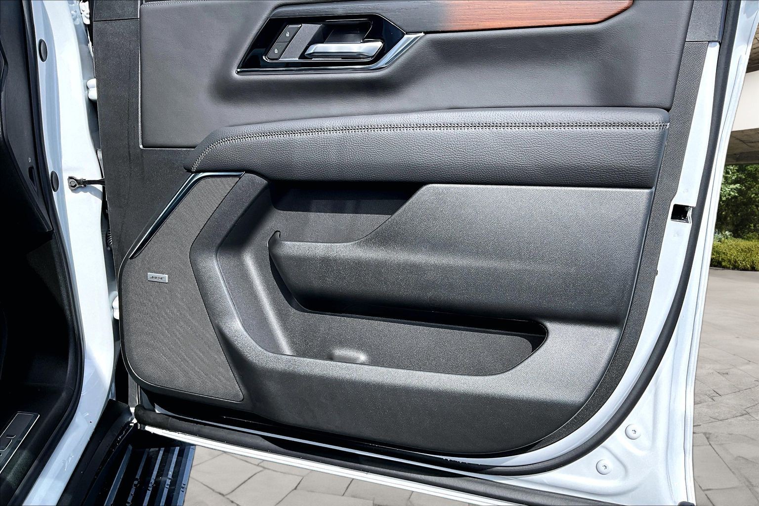 2026 GMC Yukon XL Denali - Photo 13
