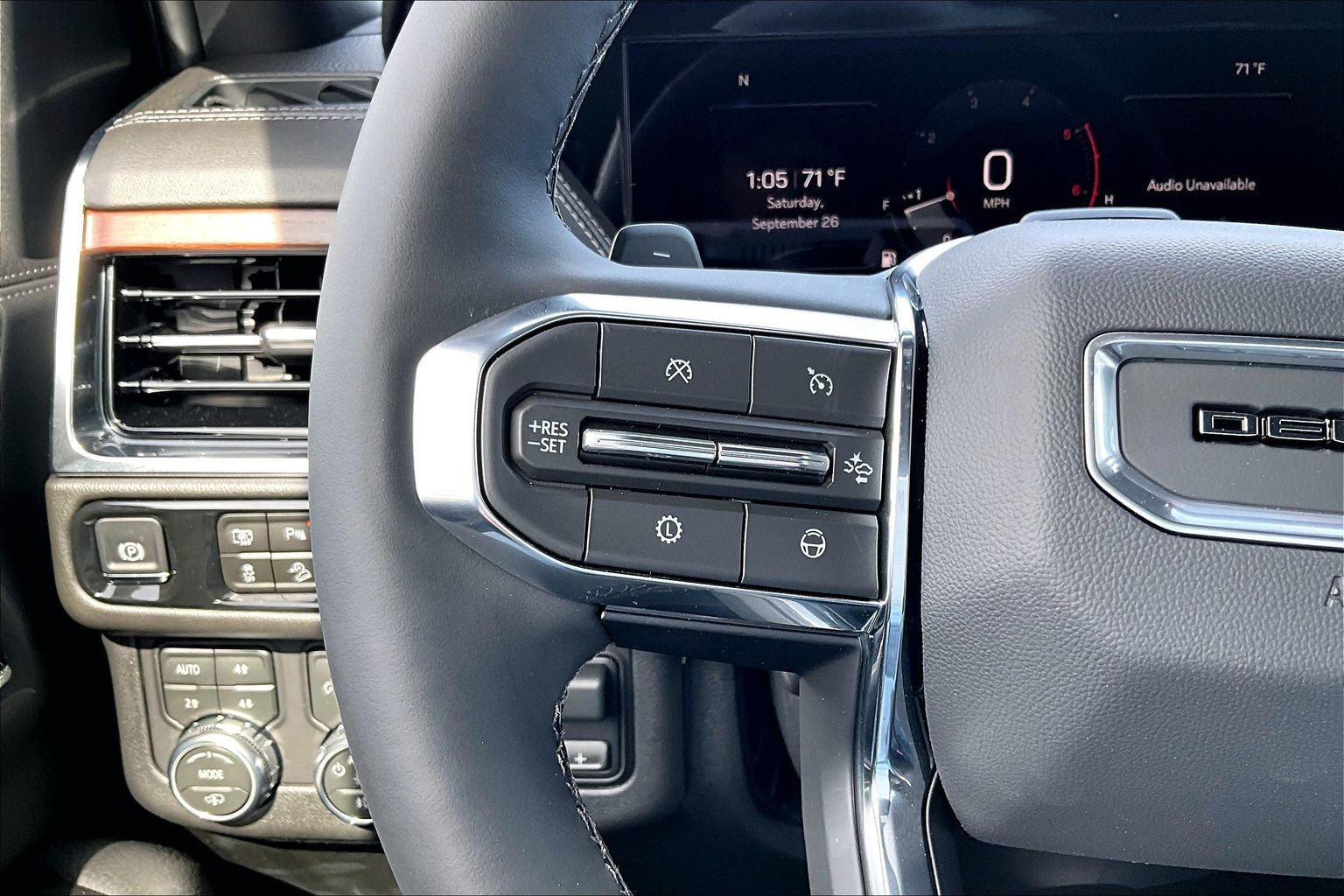 2026 GMC Yukon XL Denali - Photo 25