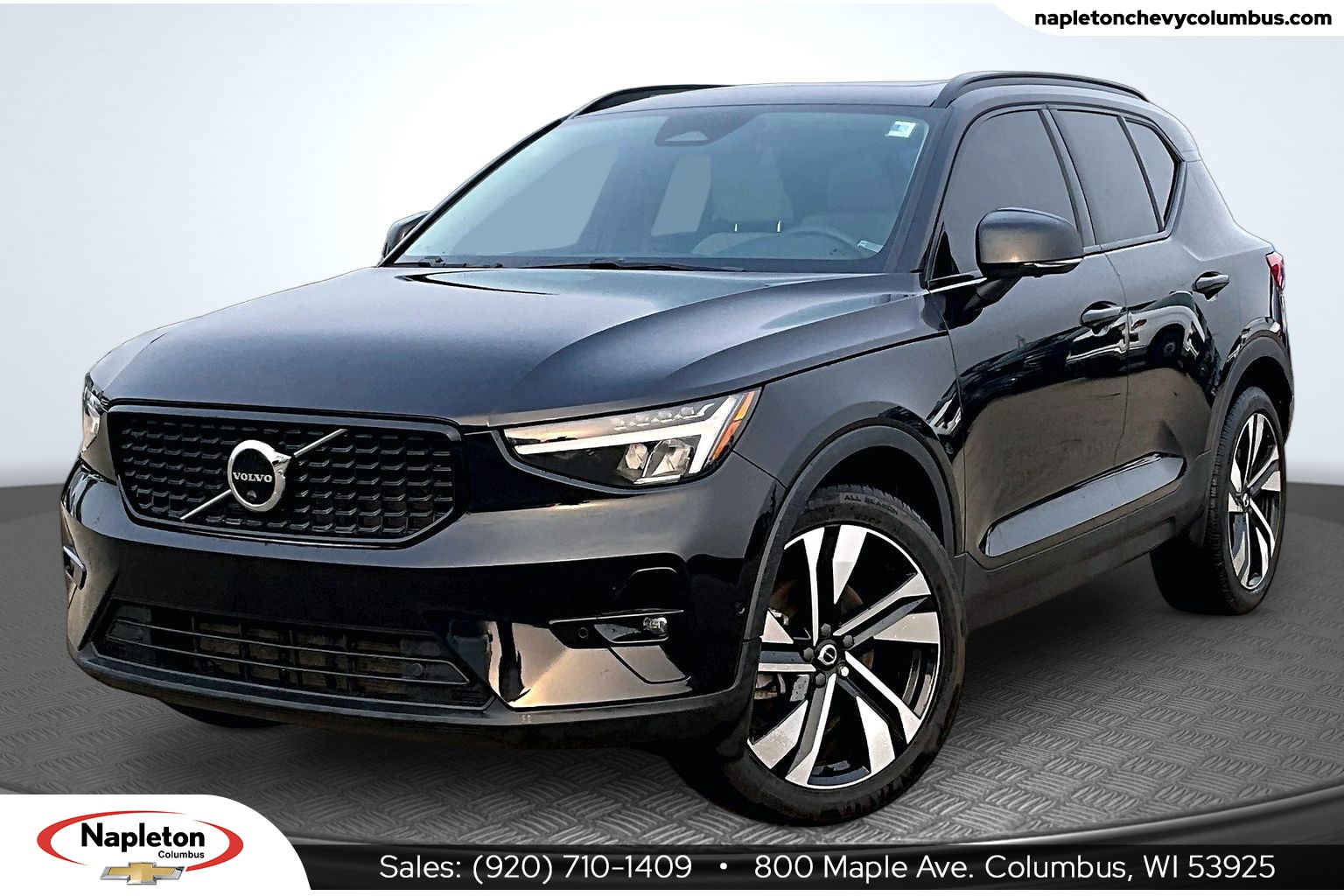 2023 Volvo XC40