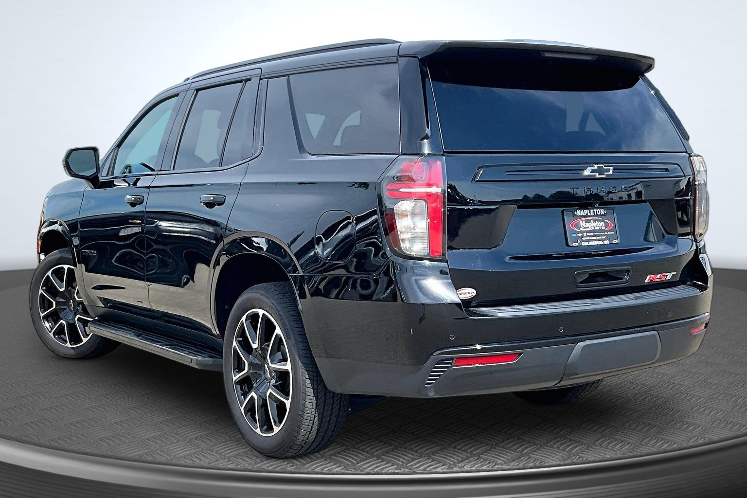 2023 Chevrolet Tahoe RST - Photo 14
