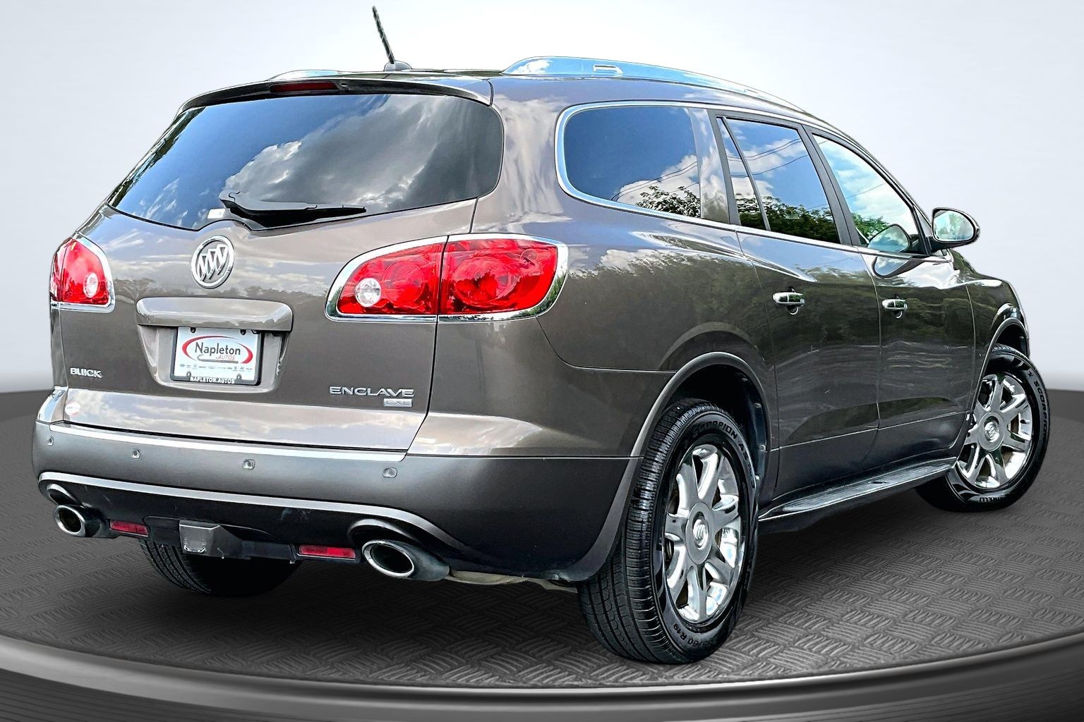 Used 2009 Buick Enclave CXL with VIN 5GAER23D39J218884 for sale in St. Charles, IL