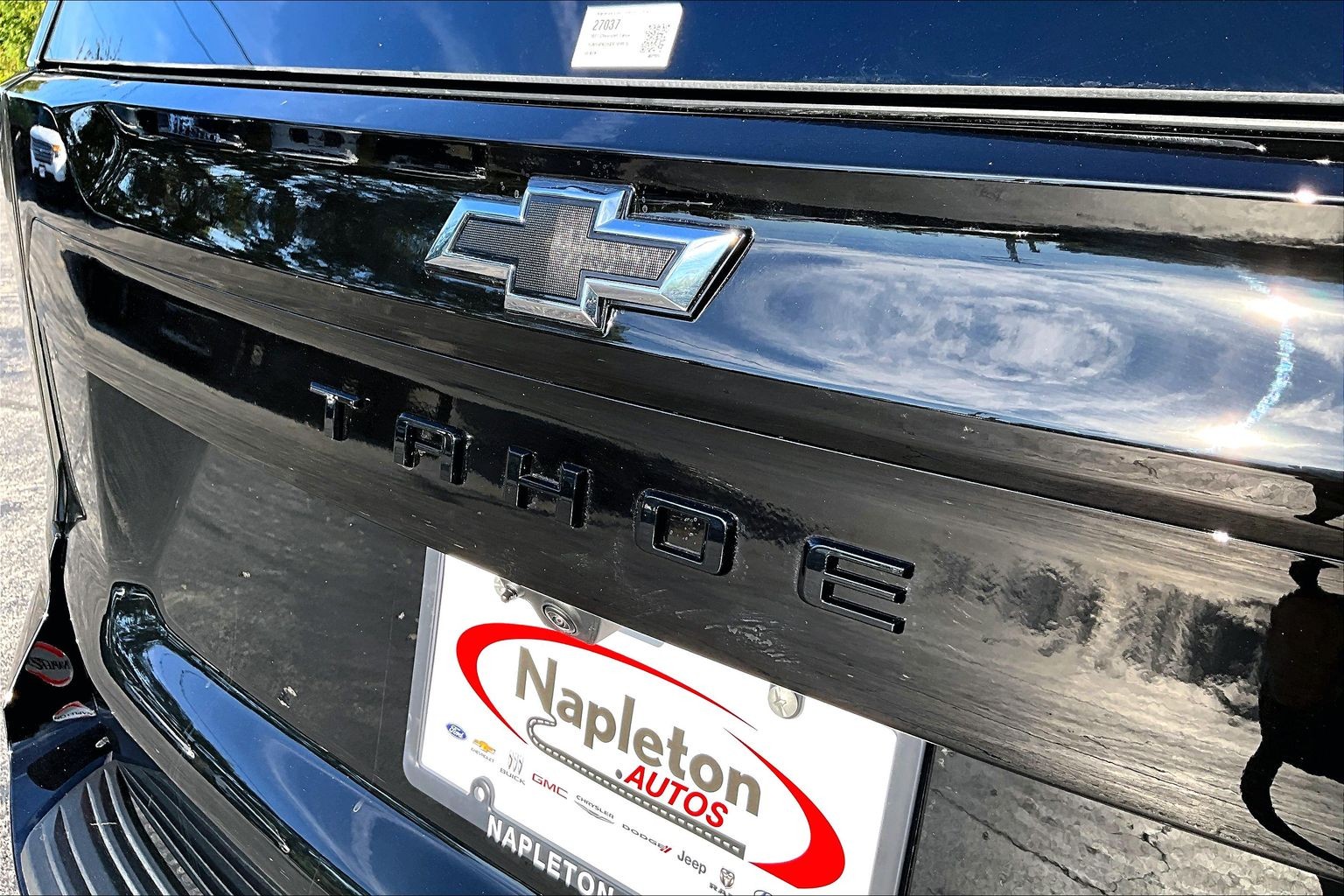 2027 Chevrolet Tahoe Z71 - Photo 10