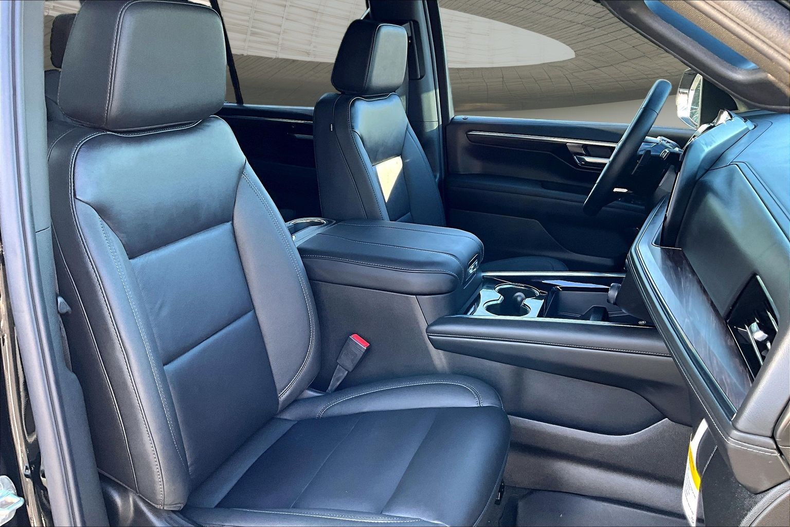 2027 Chevrolet Tahoe Z71 - Photo 12