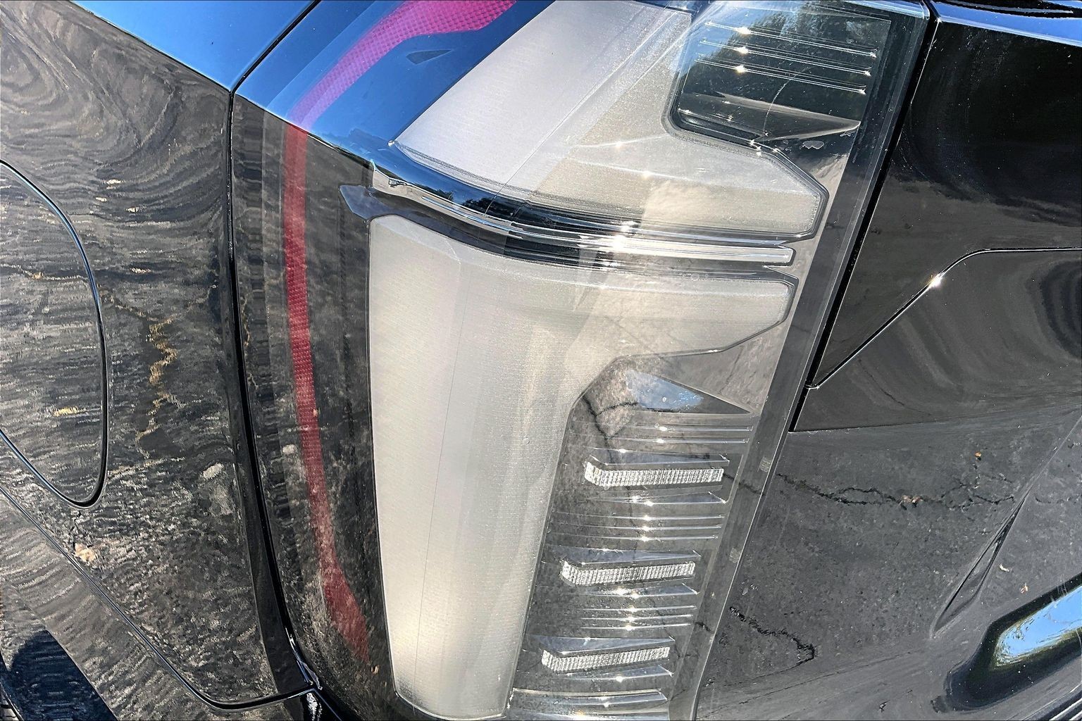 2027 Chevrolet Tahoe Z71 - Photo 33