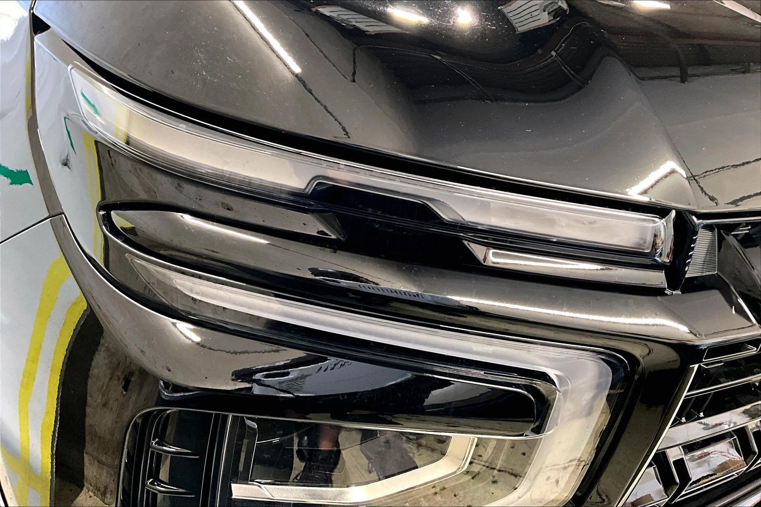 2027 Chevrolet Tahoe Z71 - Photo 38