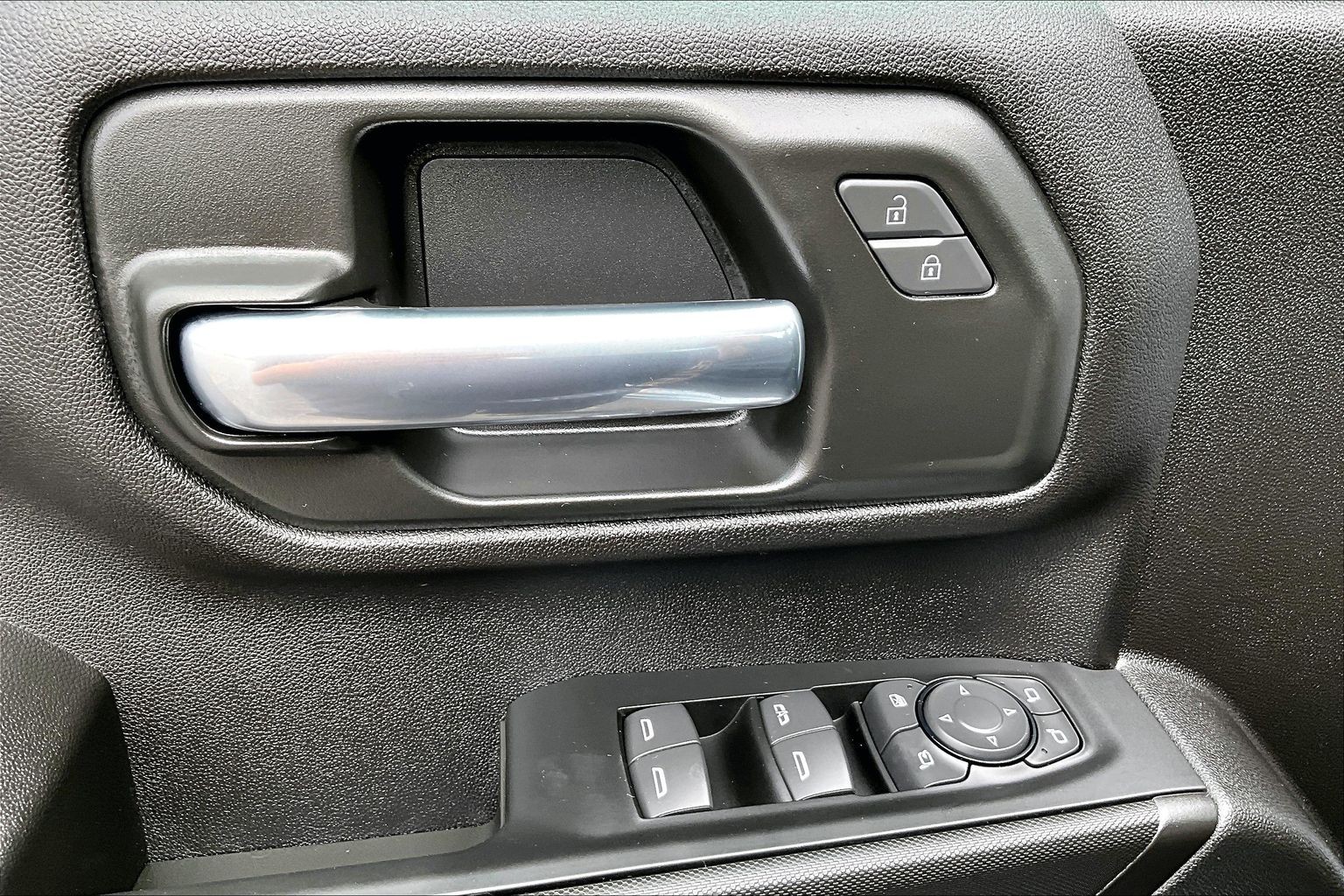 2026 Chevrolet Silverado 2500 HD Custom - Photo 17