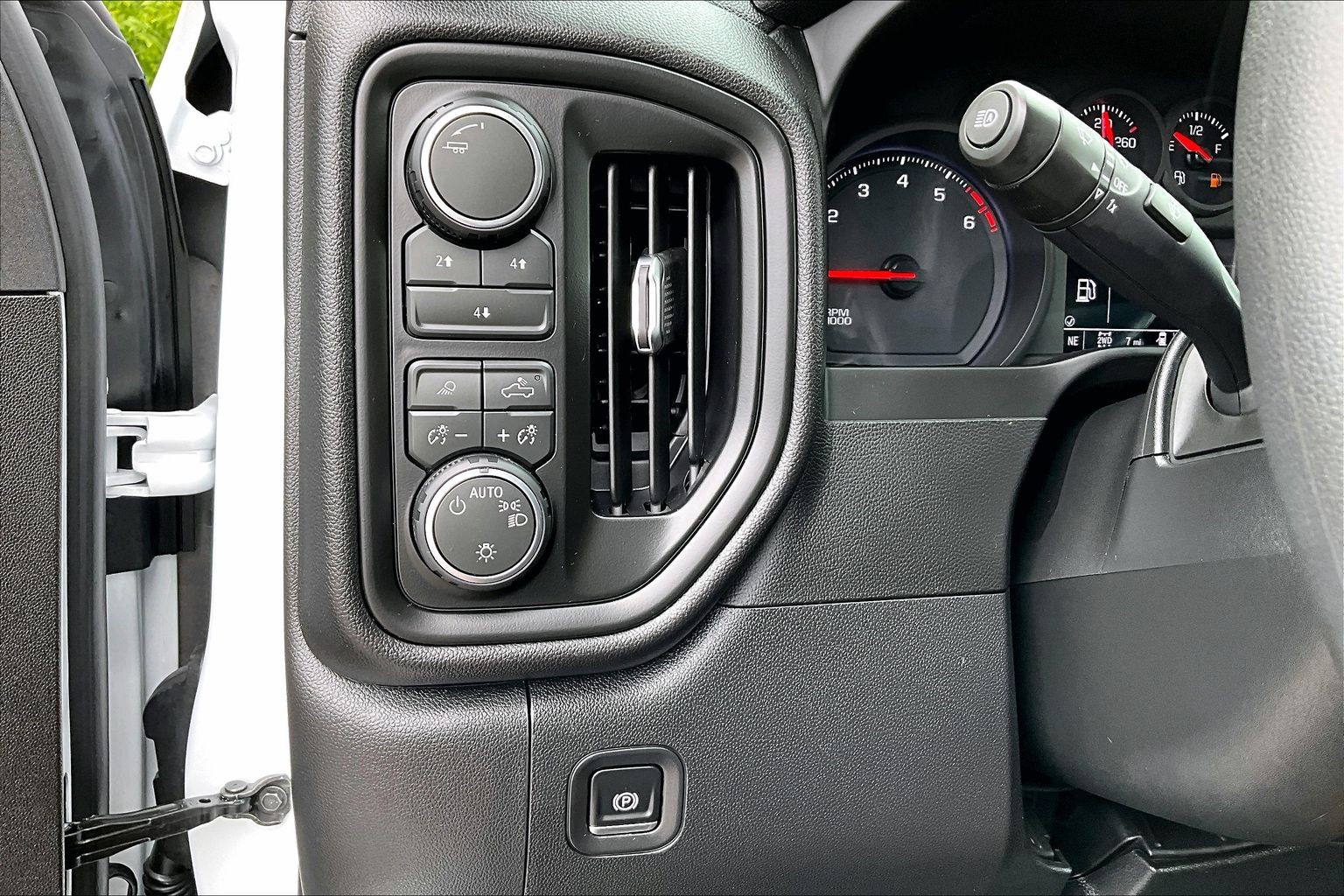 2026 Chevrolet Silverado 2500 HD Custom - Photo 22