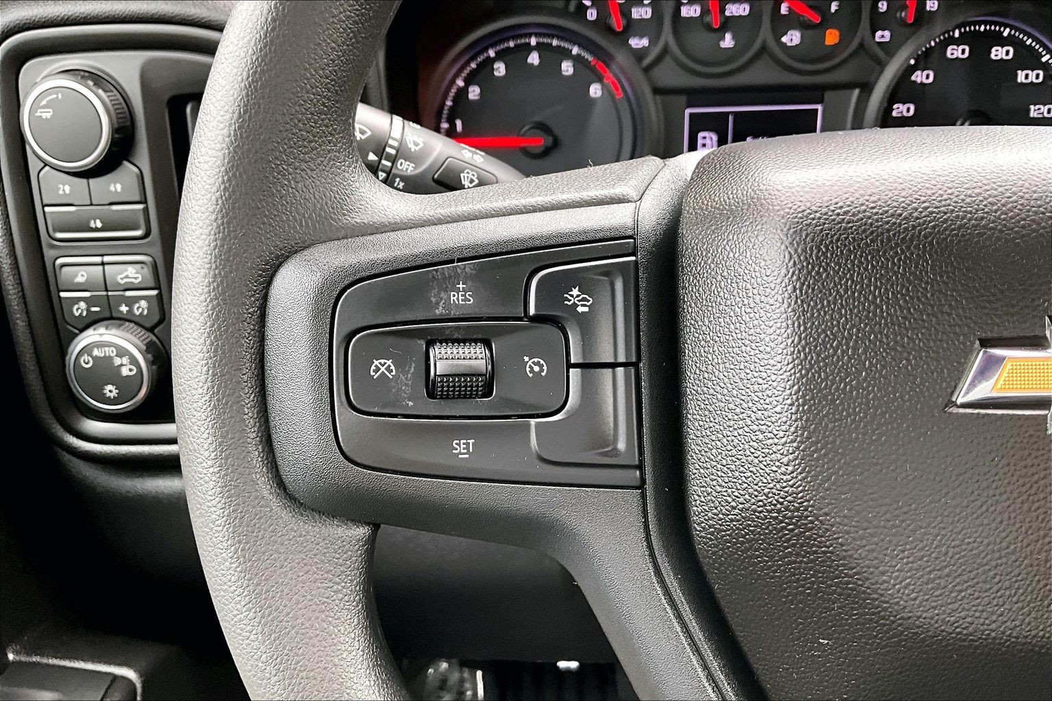 2026 Chevrolet Silverado 2500 HD Custom - Photo 25