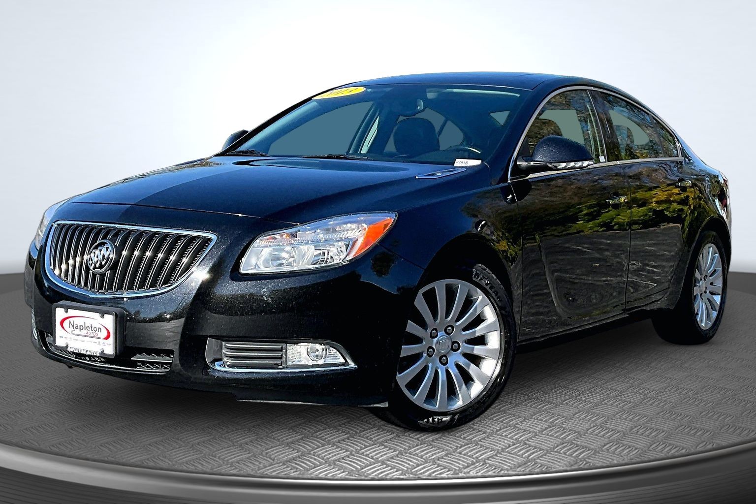 2013 Buick Regal Premium 1