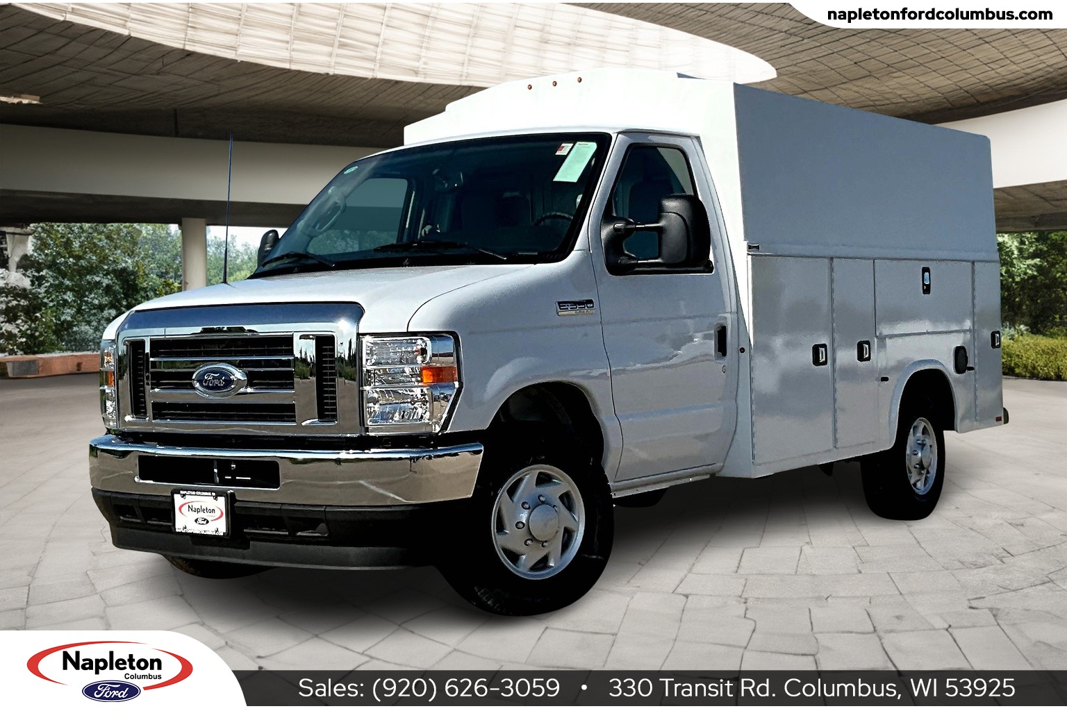 2025 Ford E-350 Cutaway BASE