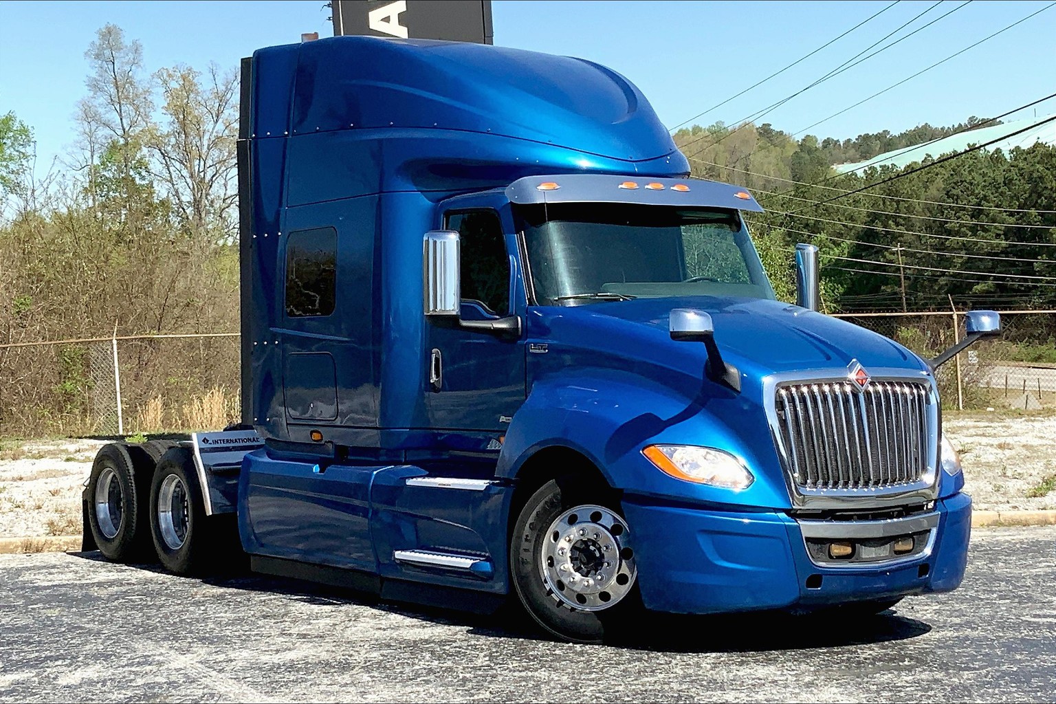 Pre-Owned 2018 International LT625 6x4 Sleeper
