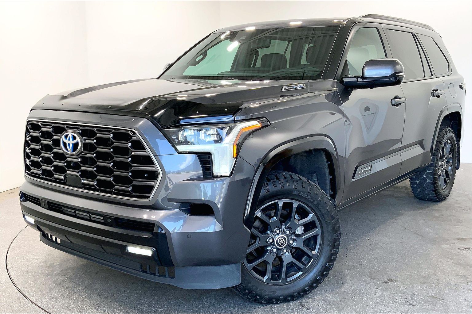 Toyota Sequoia Platinum 4WD
