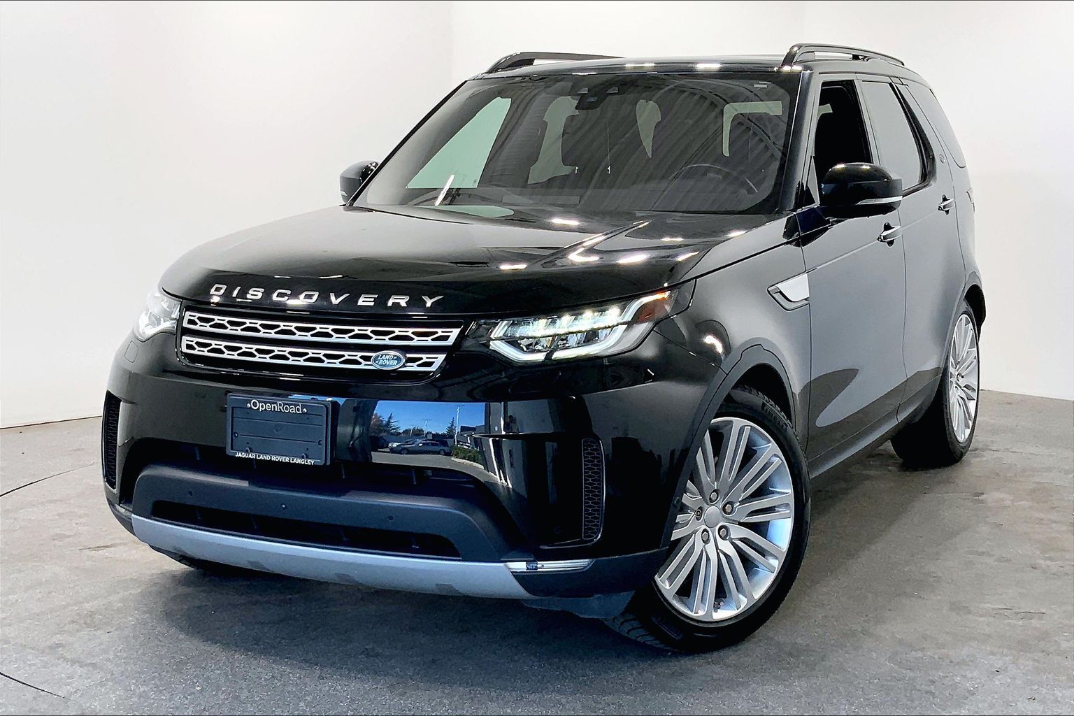 Santorini Black 2017 Land Rover Discovery SUV / Crossover All-Wheel Drive Automatic
