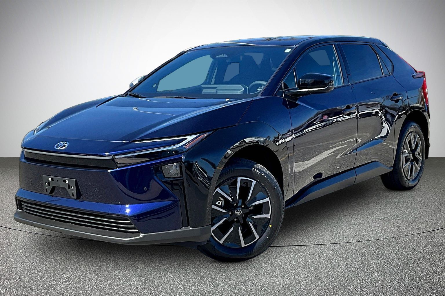 Toyota bZ XLE FWD 2026