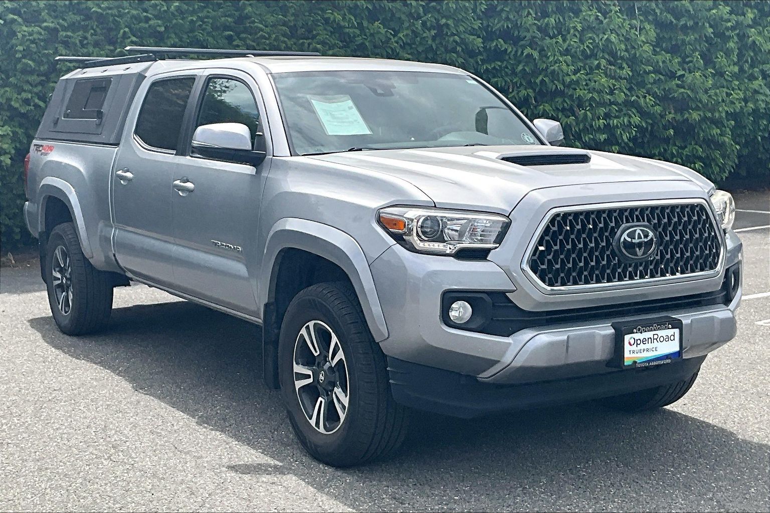Silver Sky Met 2018 Toyota Tacoma SR5 V6 Double Cab LB 4WD Pickup Truck Four-Wheel Drive Automatic