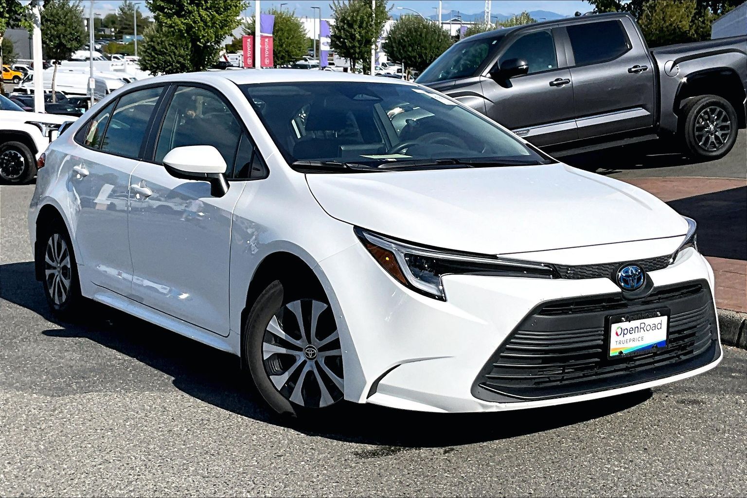 White 2023 Toyota Corolla Hybrid Sedan Front-Wheel Drive Automatic