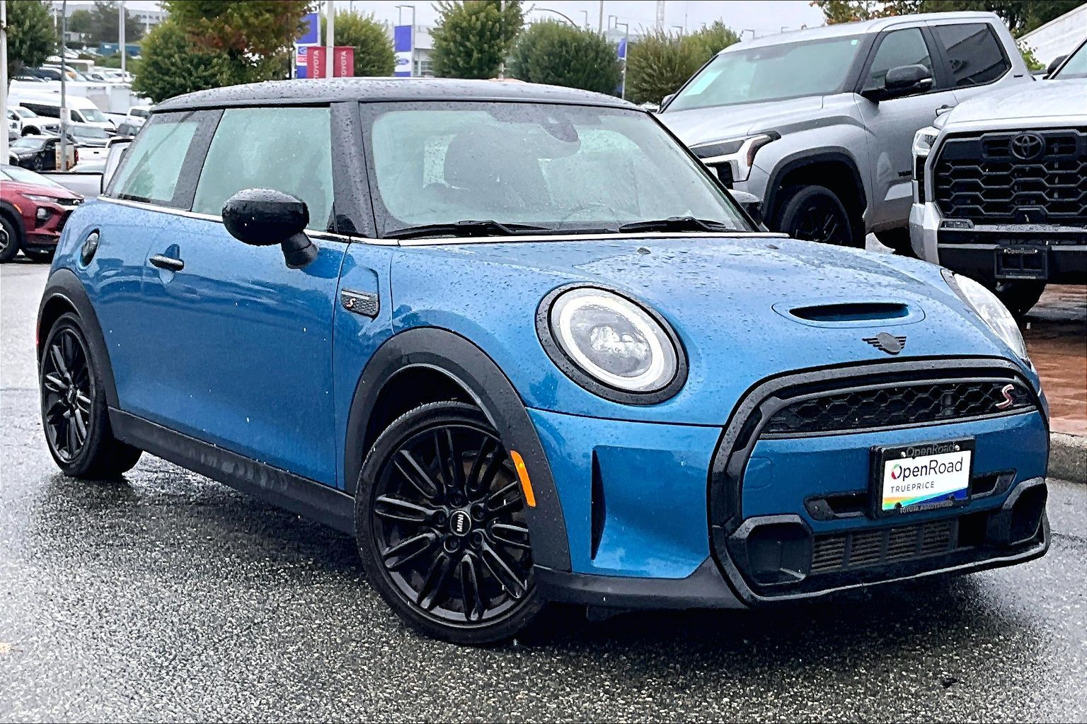 Island Blue Met 2022 MINI Cooper Hatchback Front-Wheel Drive Automatic