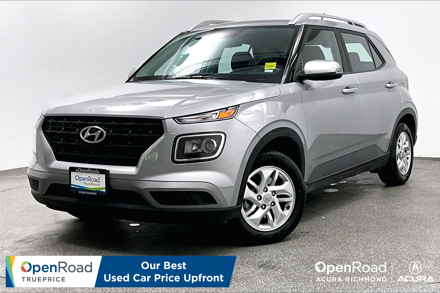 Shimmering Silver 2025 Hyundai Venue SUV / Crossover Front-Wheel Drive Automatic