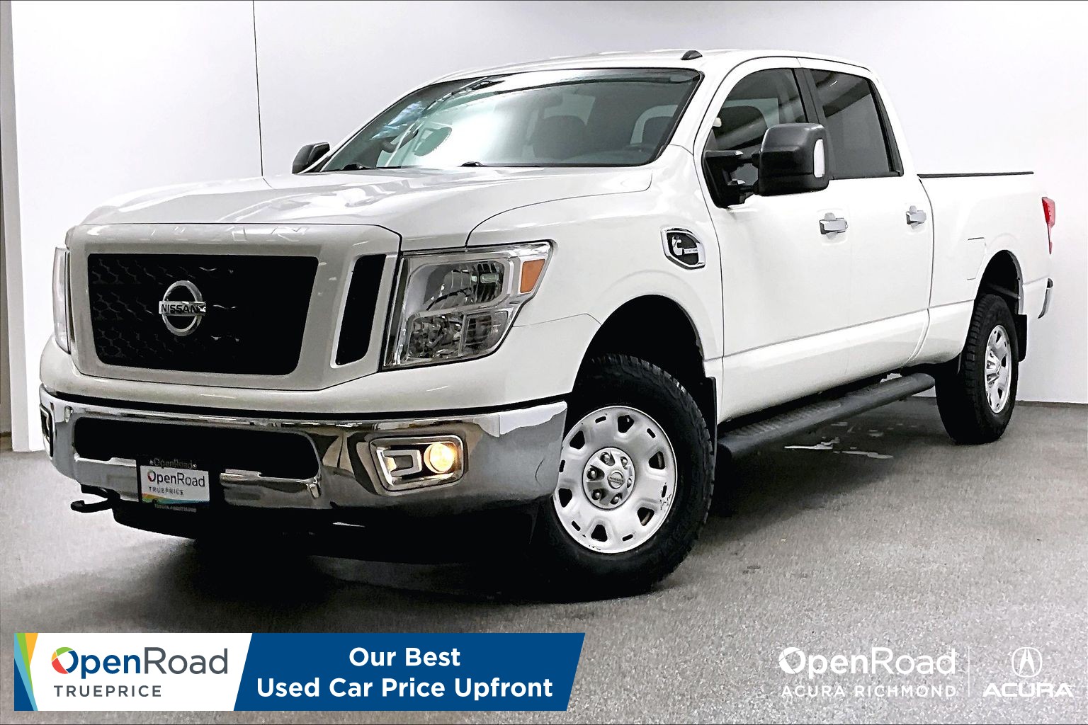 Glacier White 2019 Nissan Titan Pickup Truck Four-Wheel Drive Automatic