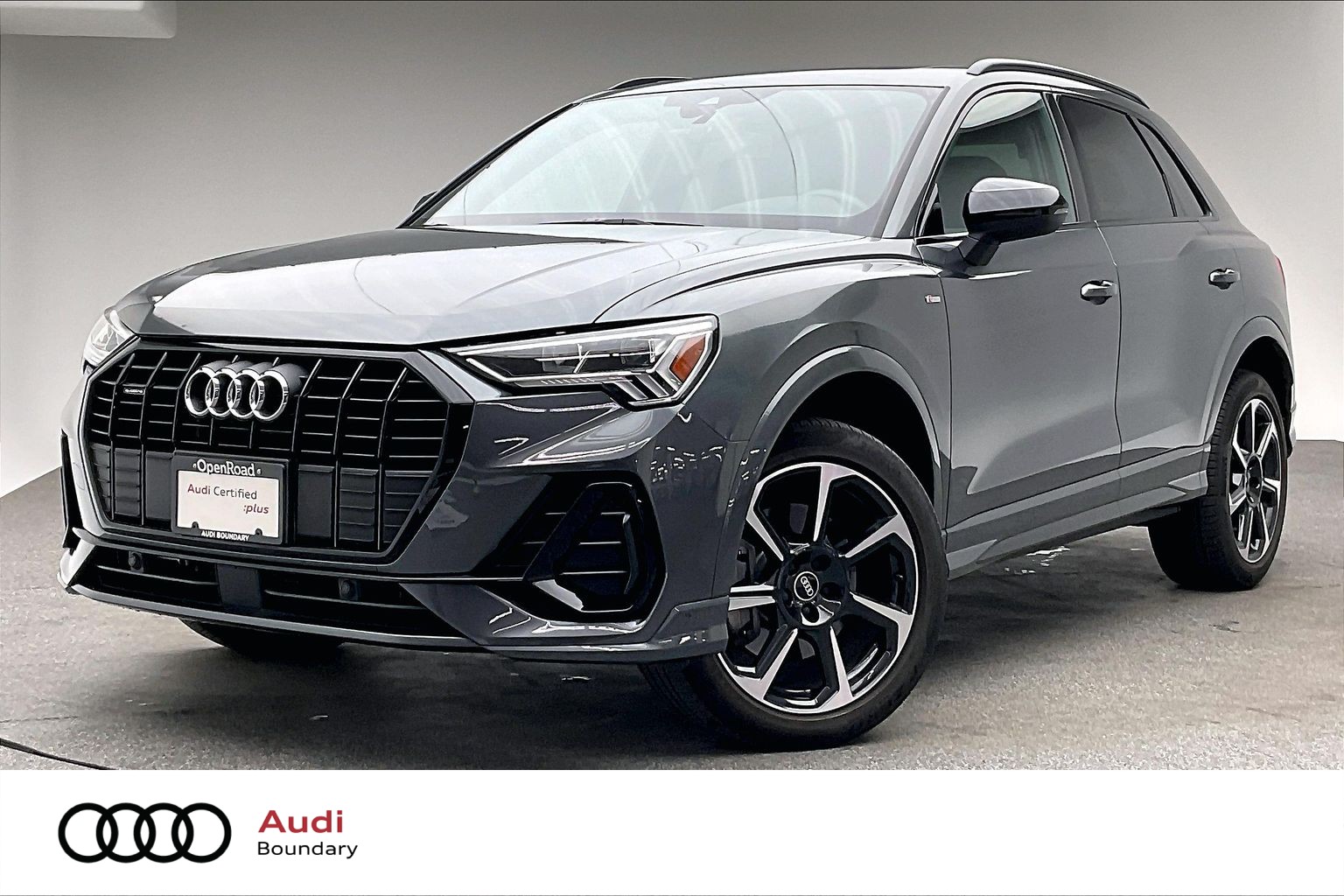 Gray (Daytona Grey Pearl Effect) 2022 Audi Q3 SUV / Crossover Automatic
