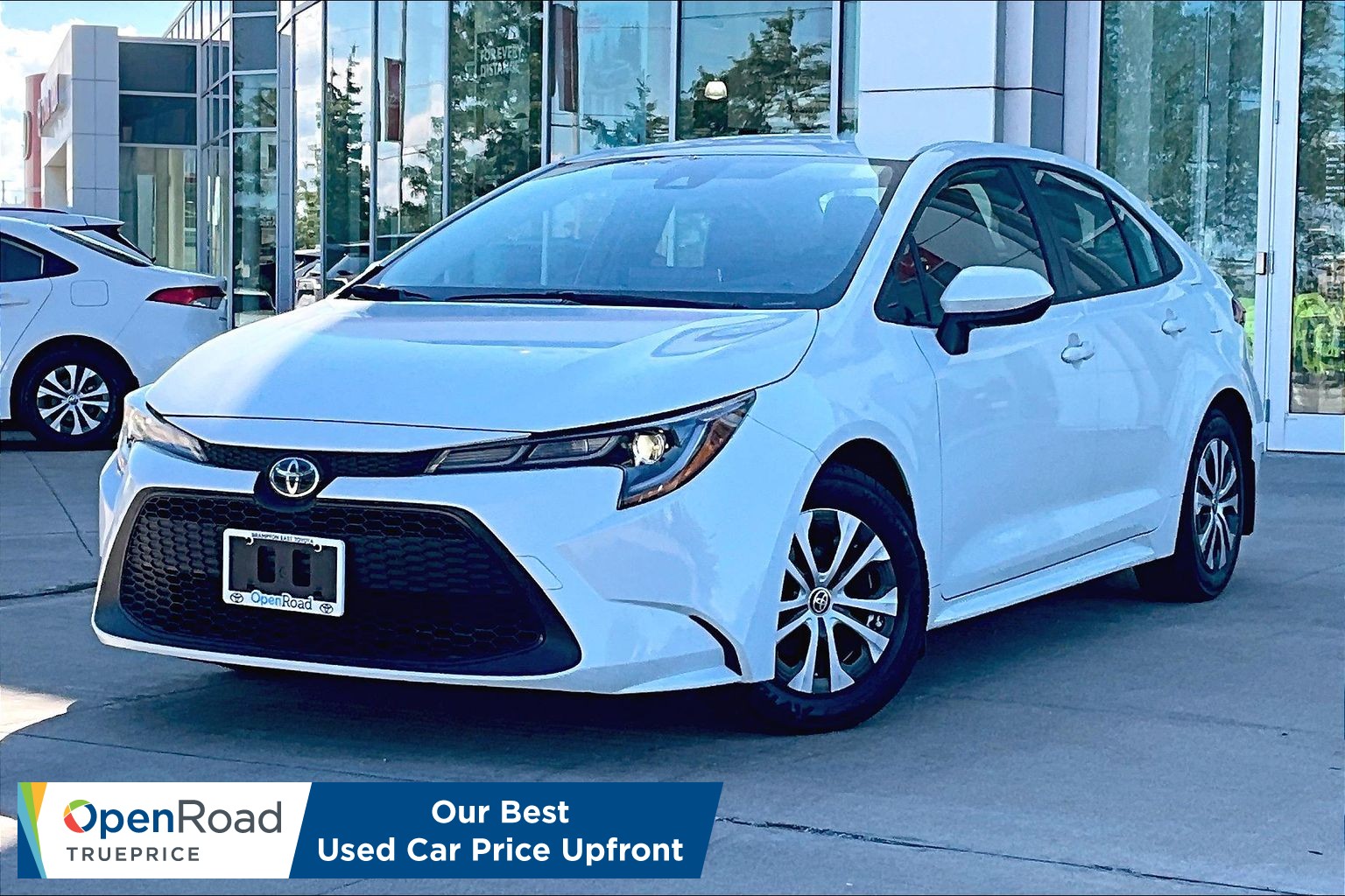 White 2022 Toyota Corolla Hybrid Sedan Automatic