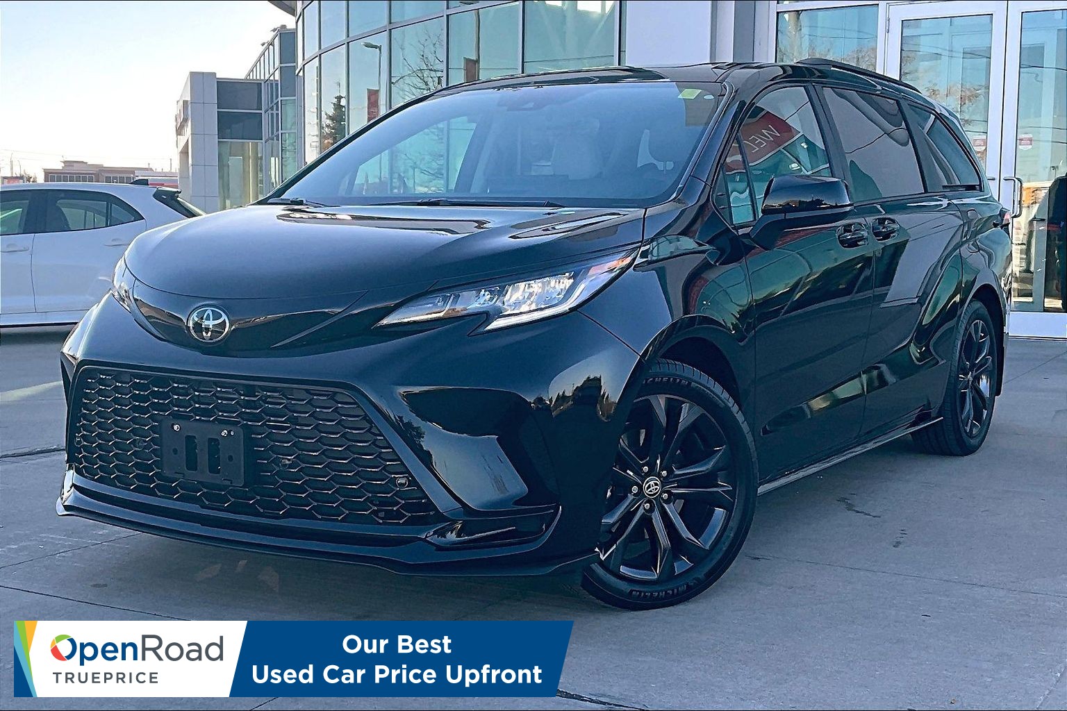 Midnight Black Metallic 2026 Toyota Sienna Minivan Front-Wheel Drive Automatic