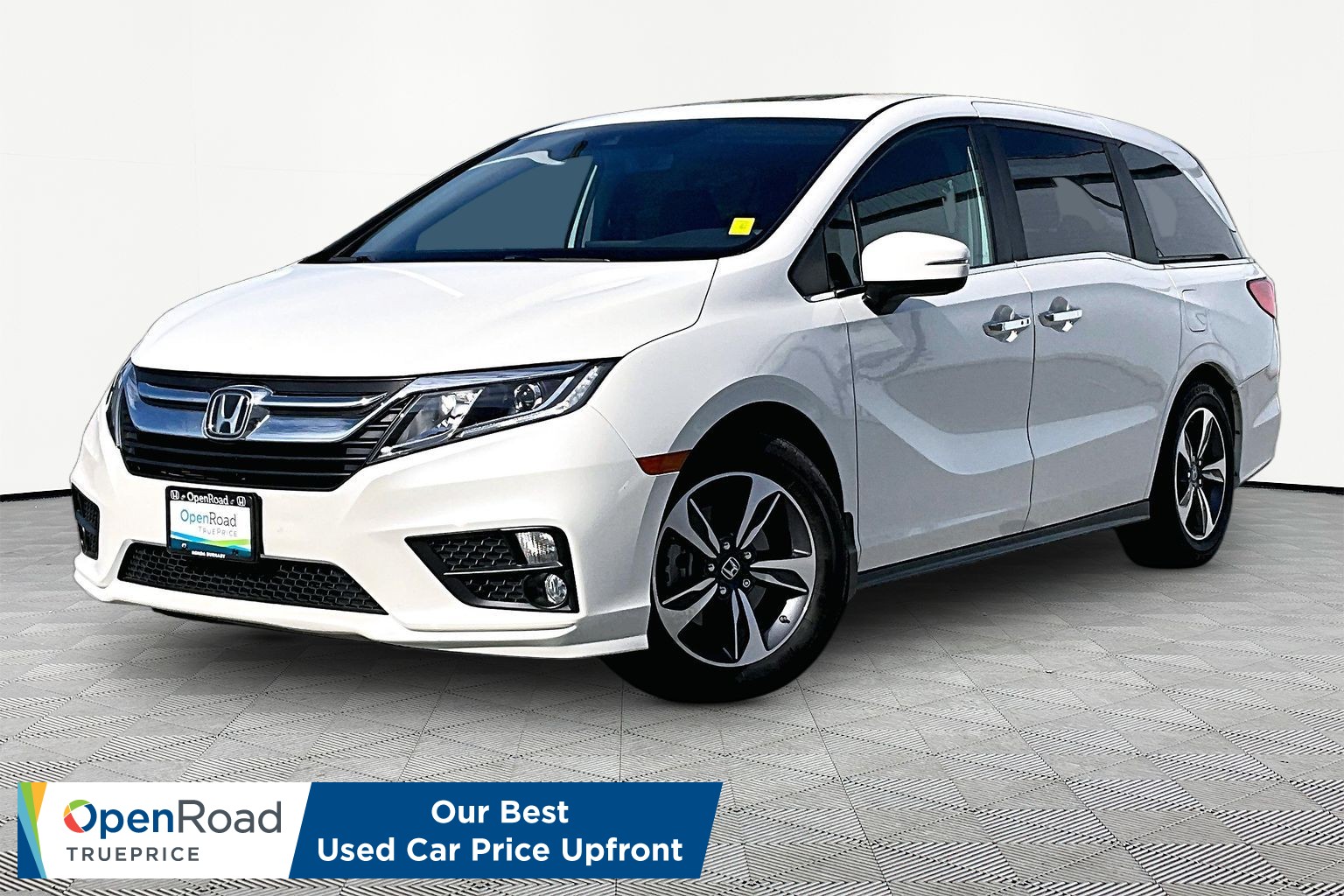 White Diamond Pearl 2019 Honda Odyssey Minivan Front-Wheel Drive Automatic