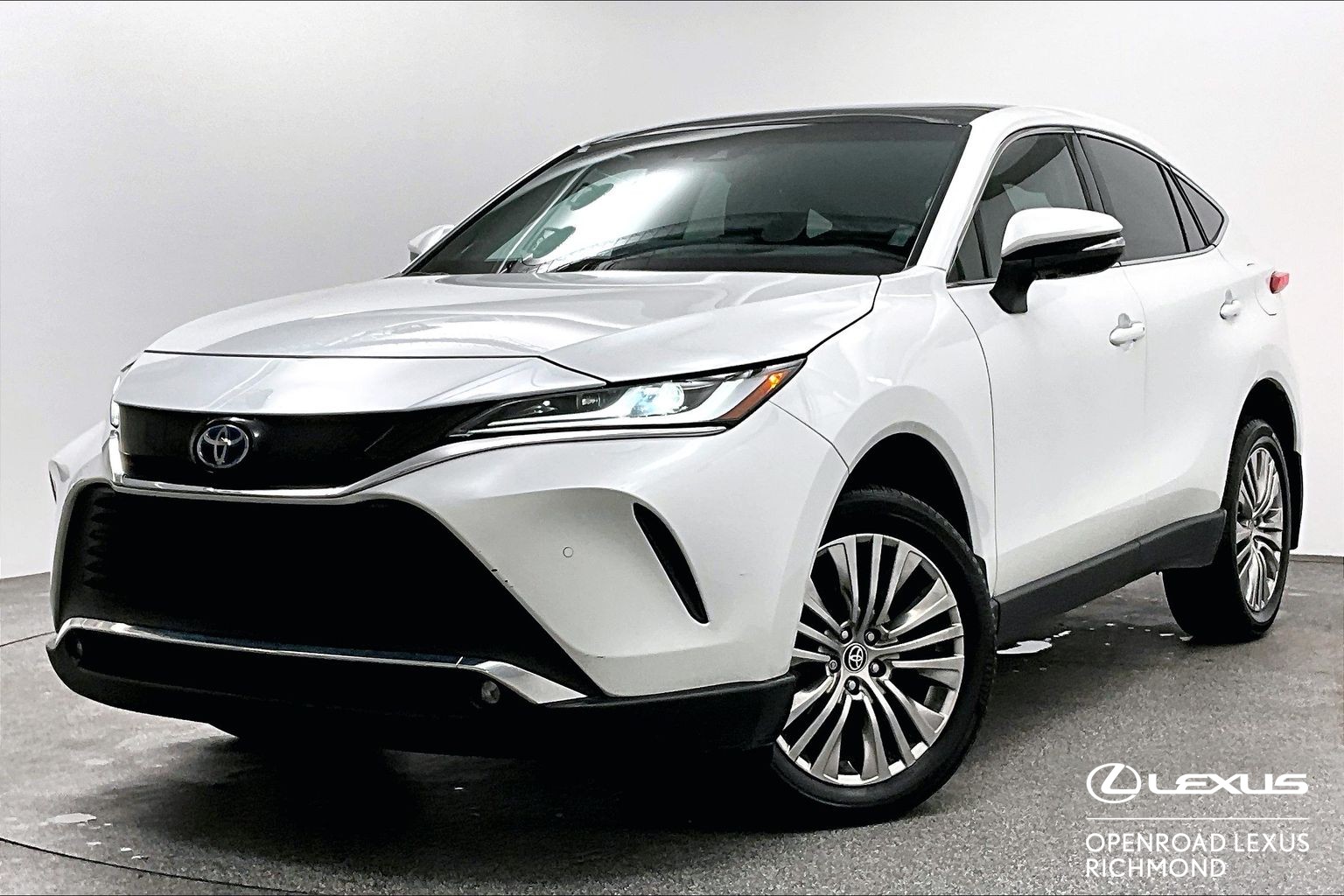 White (Wind Chill Pearl) 2023 Toyota Venza SUV / Crossover All-Wheel Drive Automatic