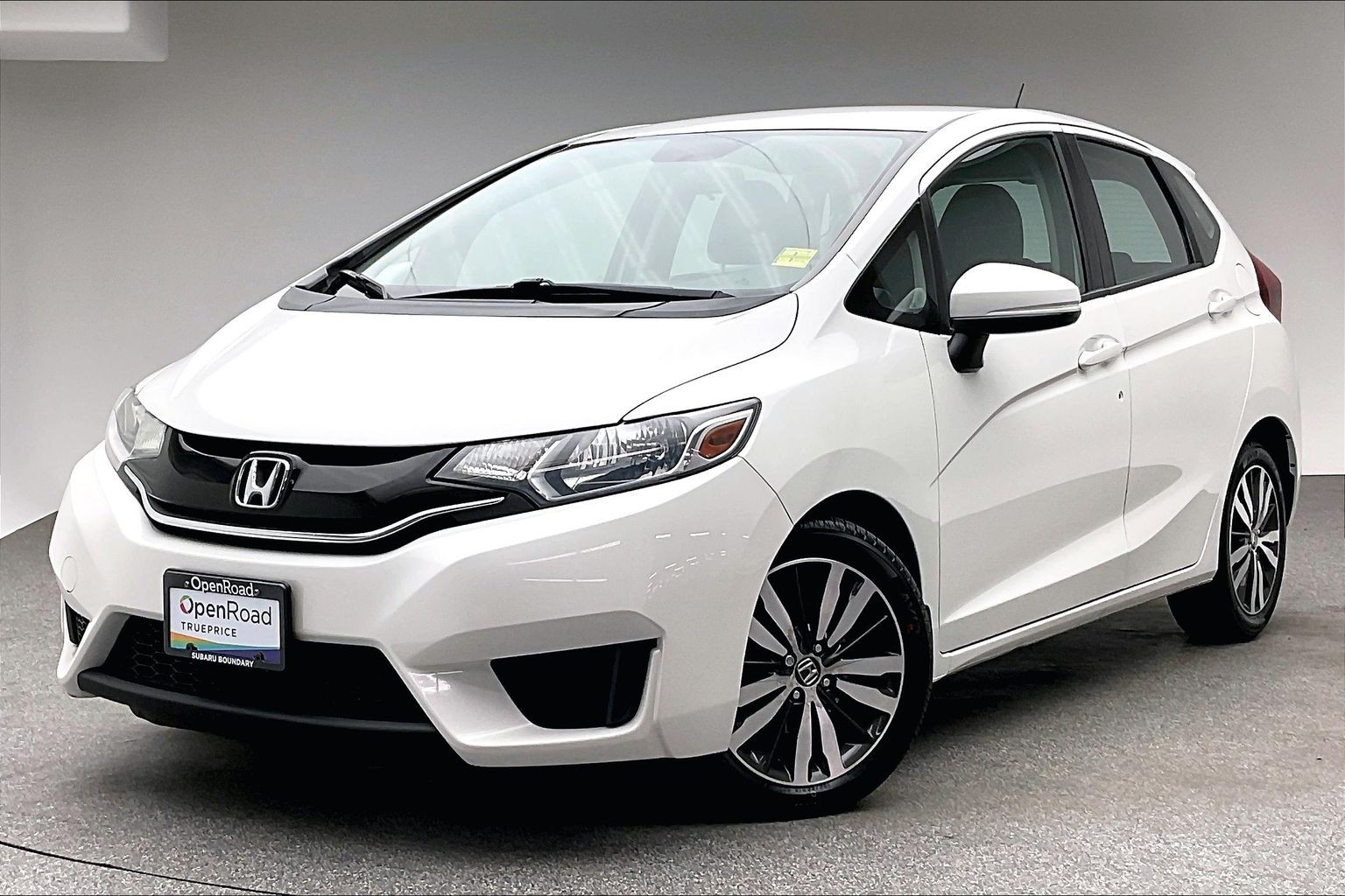 White Orchid Pearl 2017 Honda Fit Hatchback Manual