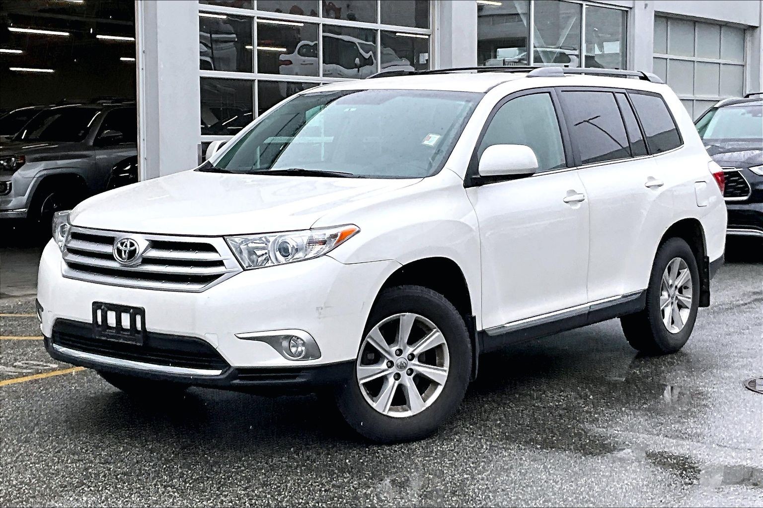 Toyota Highlander V6 AWD